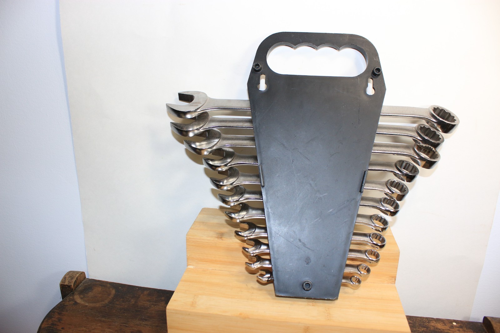 CRAFTSMAN SAE COMBINATION WRENCH SET 12 POINT USA – SET OF 11 W / rack VA
