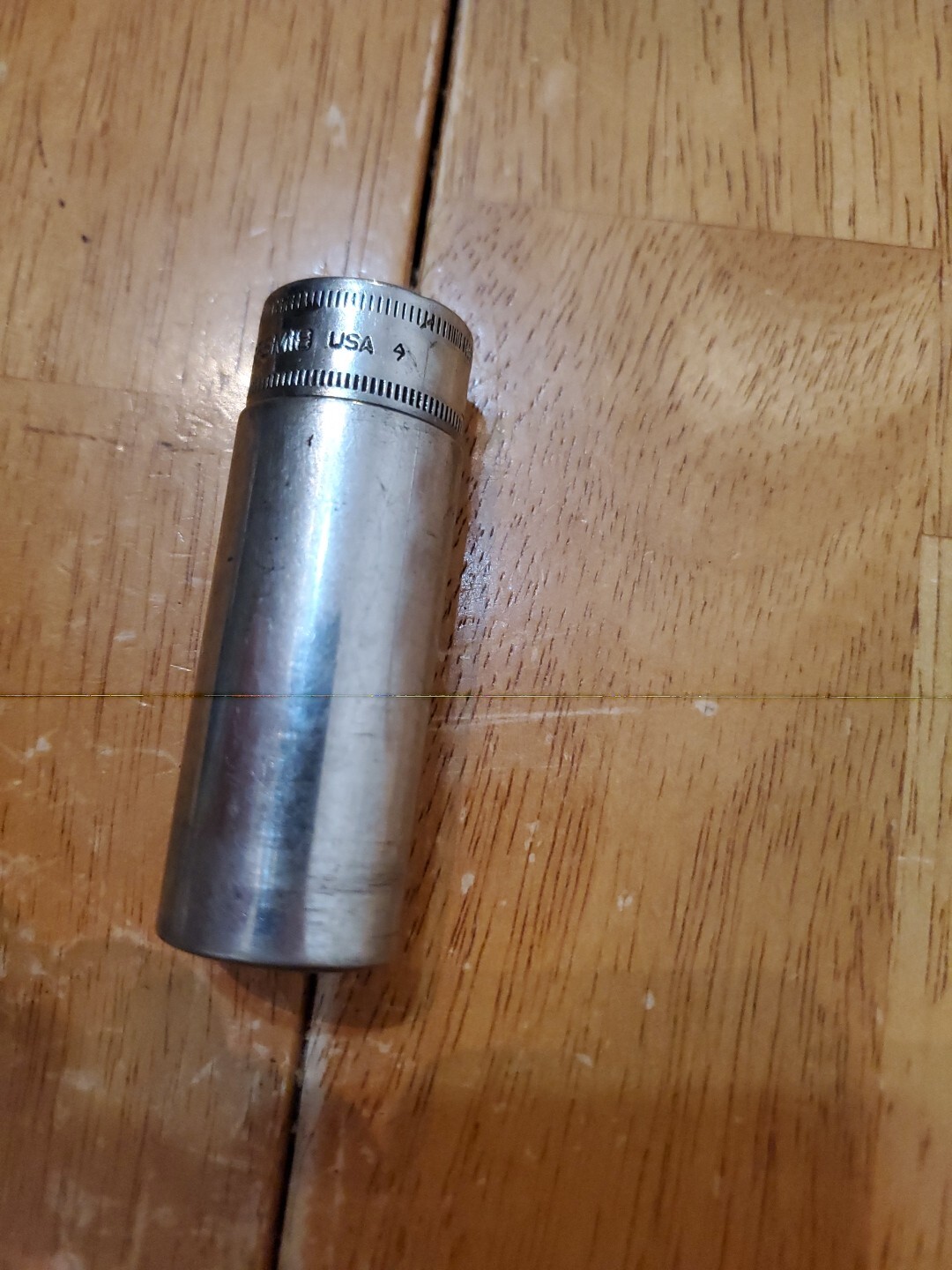 Snap On 3/8 Drive 18MM 6PT Deep Socket SFSM18