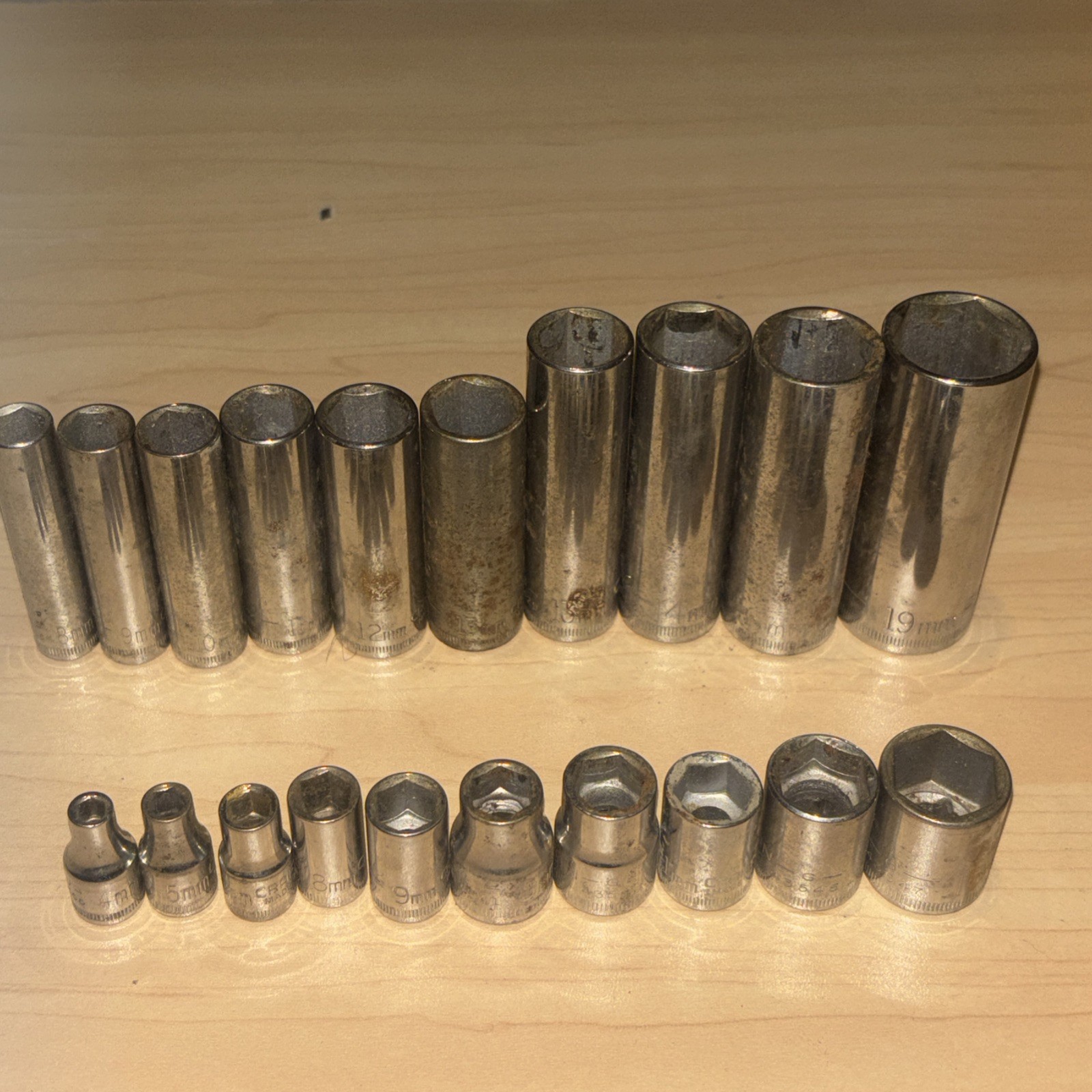 Craftsman Metric 2 Point 20pc Socket Set 3/8-1/4”Drive 19mm to 4mm