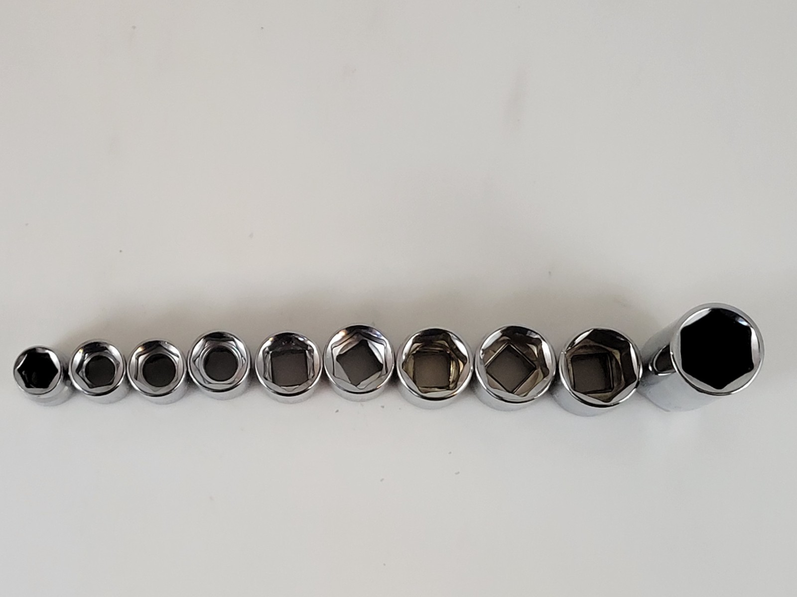 Craftsman S-AF 3/8 Dr. Metric 10 Sockets 10,11,12,13,14,15,16,17,18mm – 6 point