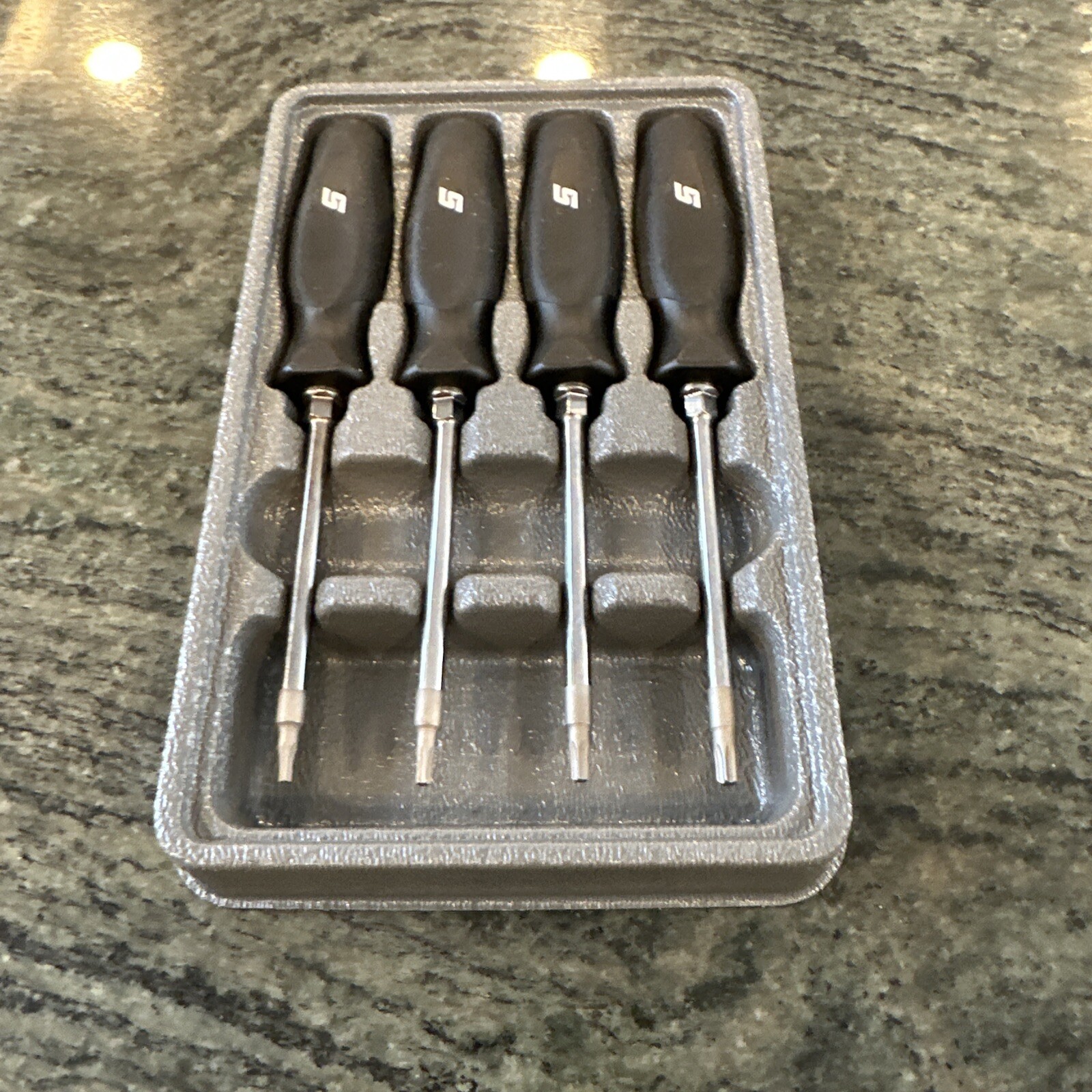 Snap On sgtx40b 4 pc soft grip mini torx screwdriver set black new