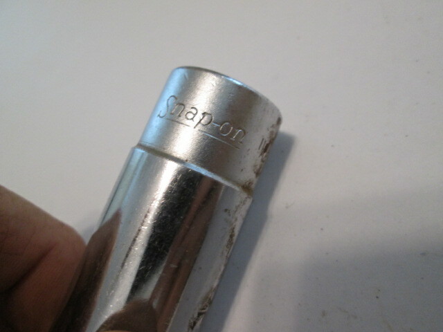 Snapon 1/2″ drive 11/16″ 12 point Deep Socket SVS221