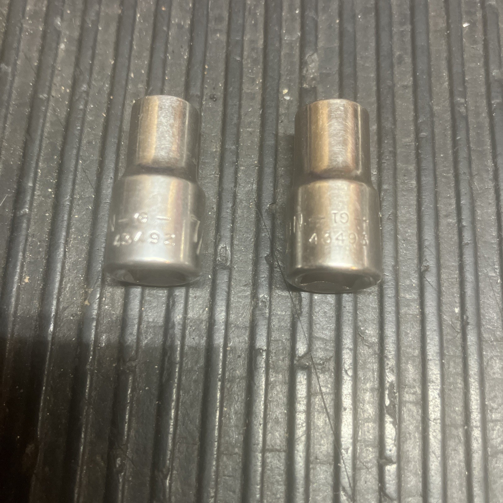 Craftsman 1/4” & 7/32” 1/4” Drive 6 Point Sockets In Good Condition