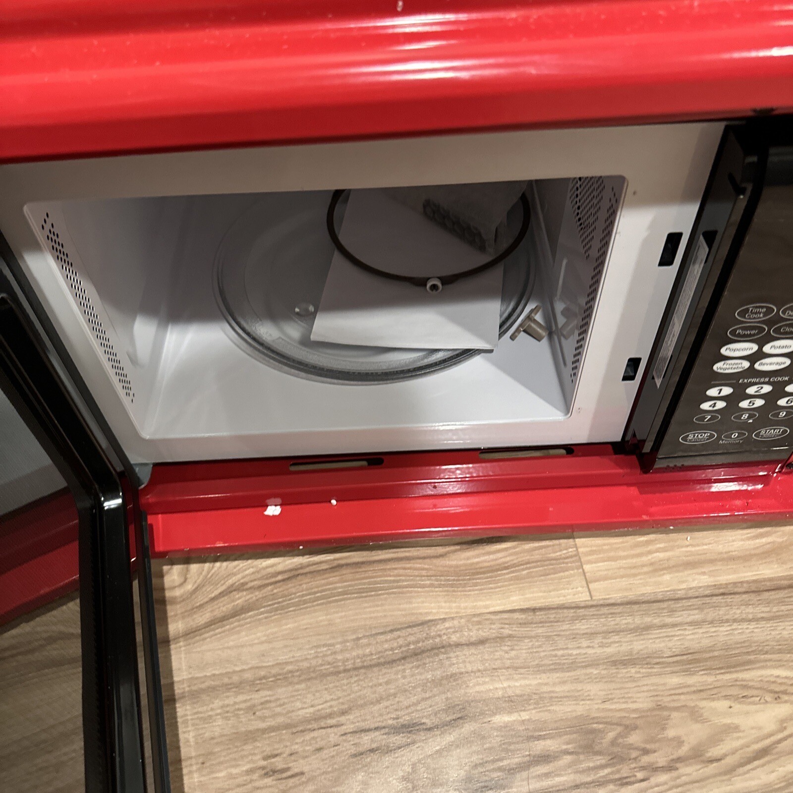 Snap On ssx16p104ko microwave vintage red new in box