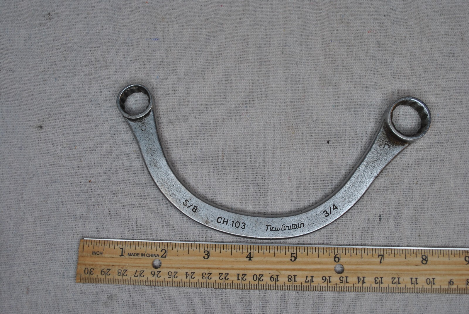 New Britain USA CH-103 Half Moon Manifold / Obstruction 5/8 x 3/4 Wrench