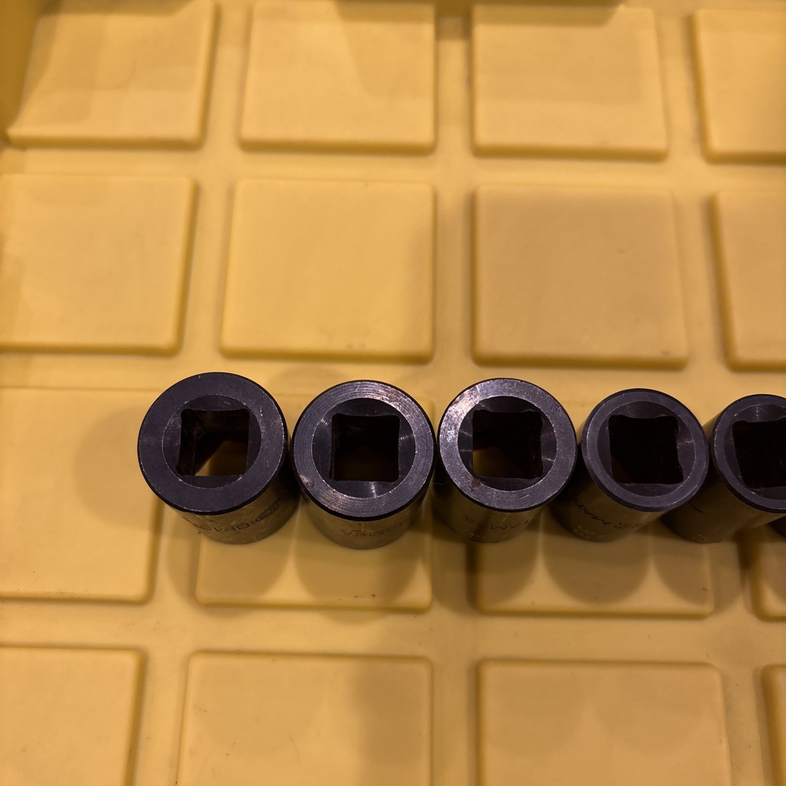 Matco SCPM106TA 1/2″ Drive 10pc Metric 6pt Impact Socket Set