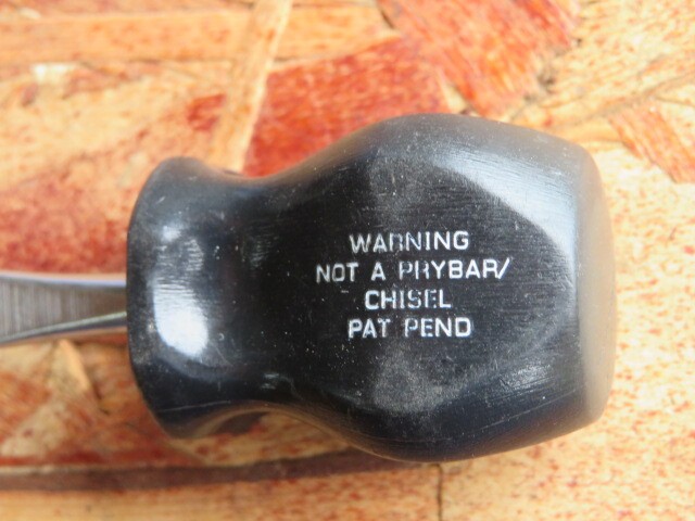 Vintage Logo Snap-on Flathead Screwdriver SDD1