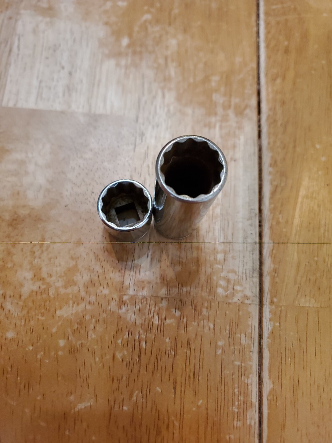 Snap On 3/8 Drive 11/16 12PT Shallow Deep Sockets Lot Of 2