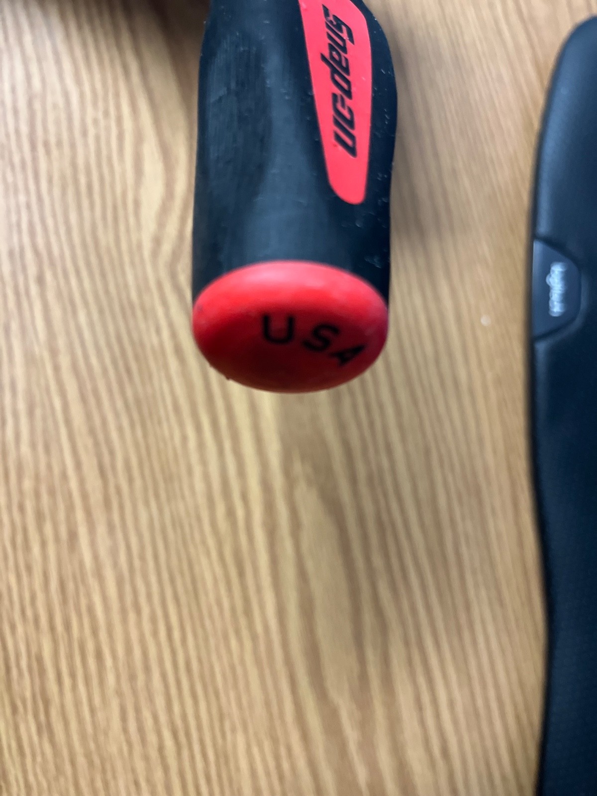 SNAP ON -SGA1710B – RED/BLACK COMFORT GRIP HANDLE HOSE PICK – LOC#214