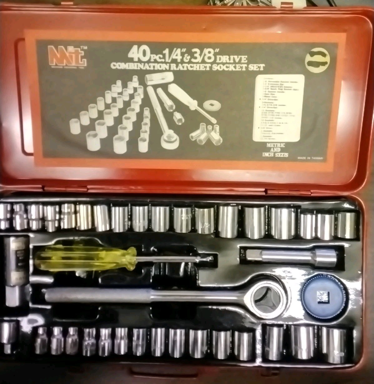 VTG Michigan Industrial Tool 40Pc Socket Set Combo INCH/METRIC 3/8″ & 1/4″ Drive