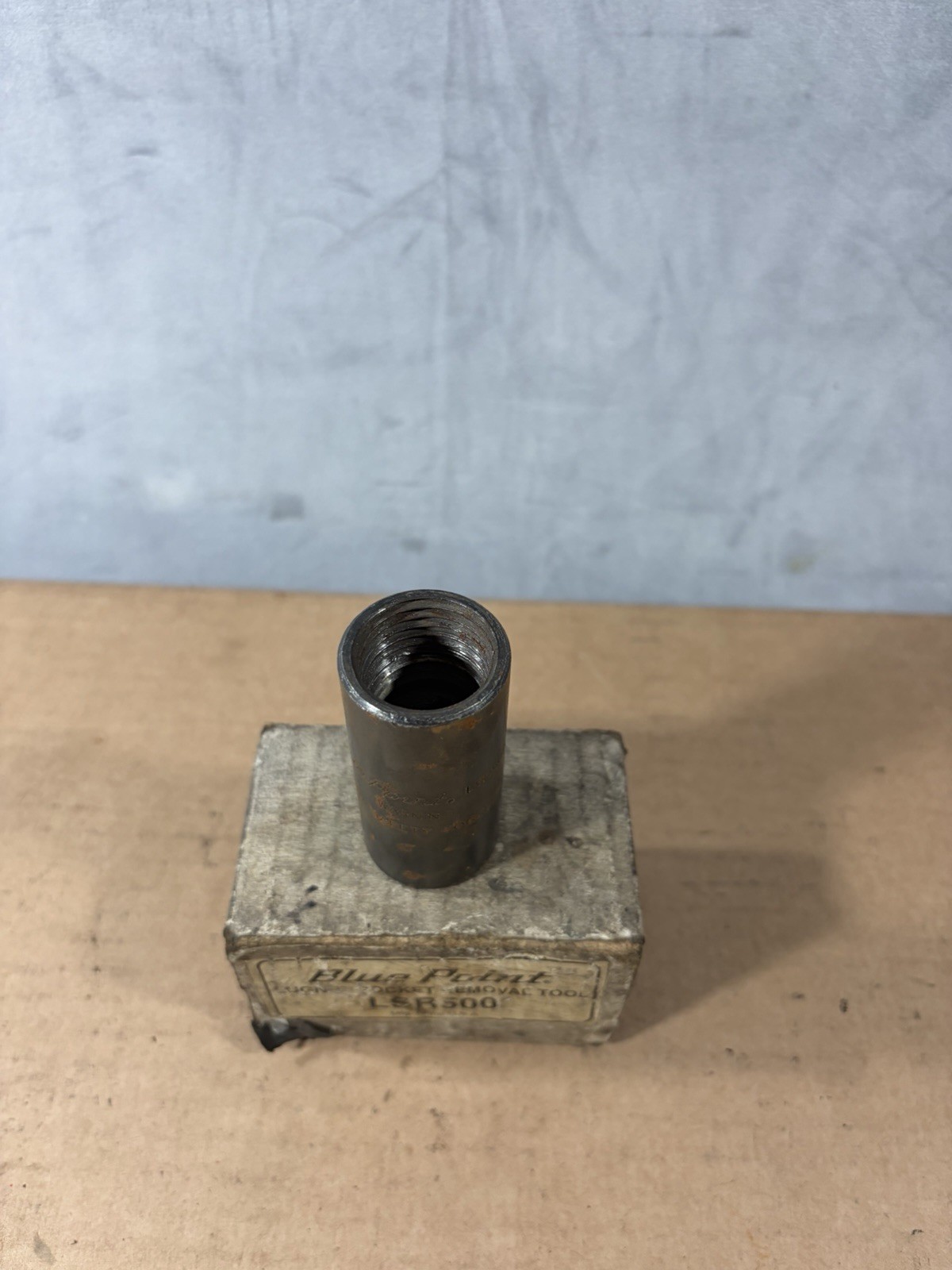 Blue Point LSR500 Worn Lugnut Removal Socket by Snap-on