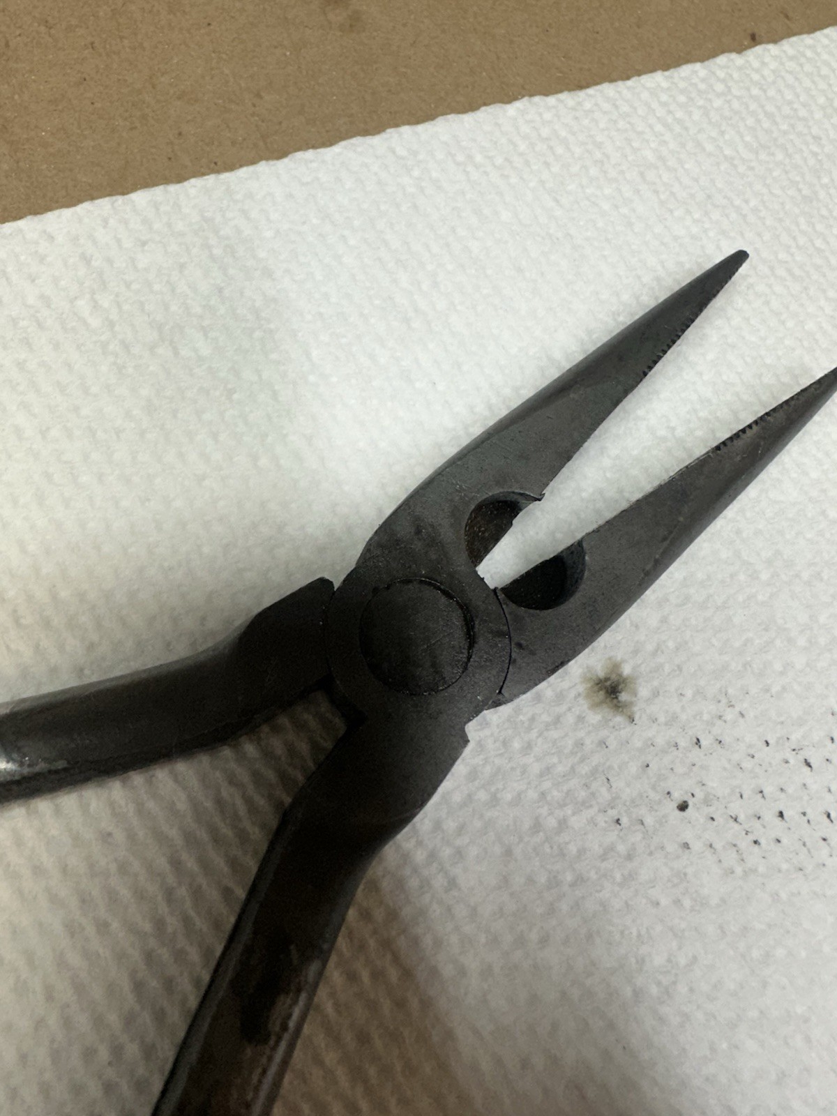 Vintage 6.5″ Needle Nose Pliers w/ Side Cutter – Unmarked