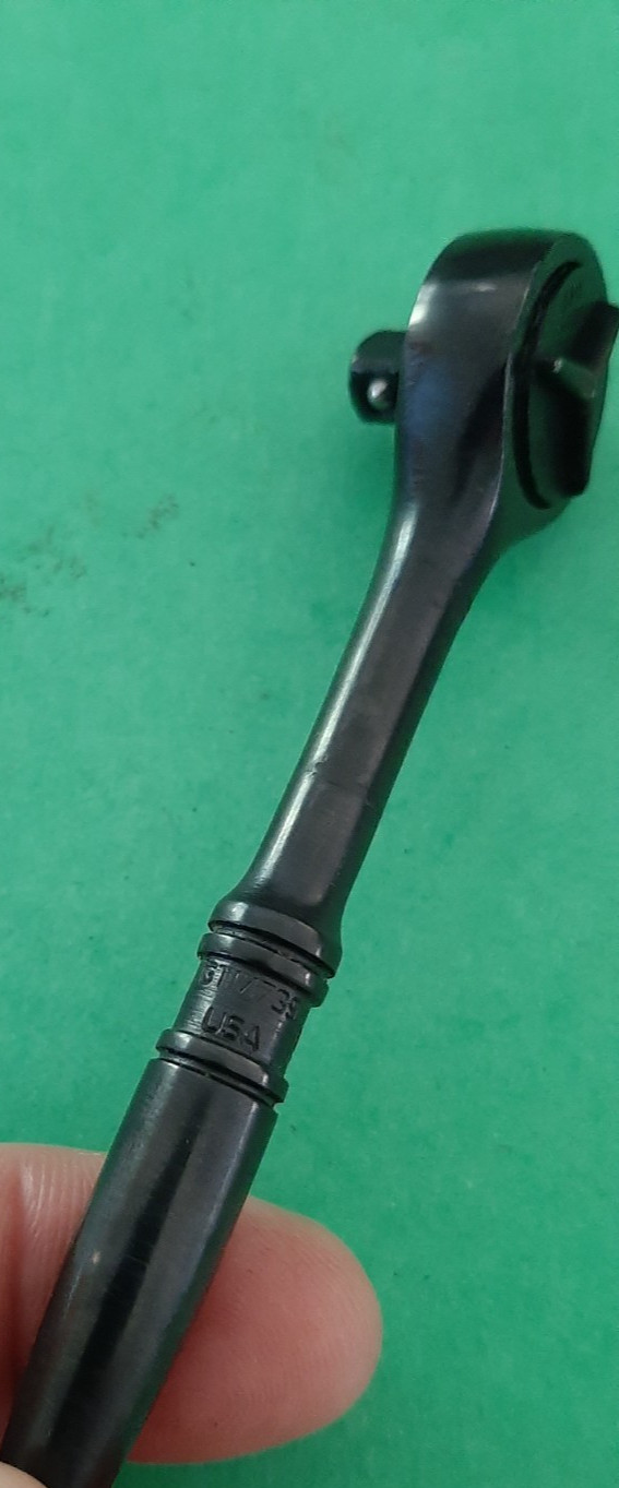 Snap-on Tools USA GTM739 1/4″ DRIVE Round Head Black Industrial Finish Ratchet
