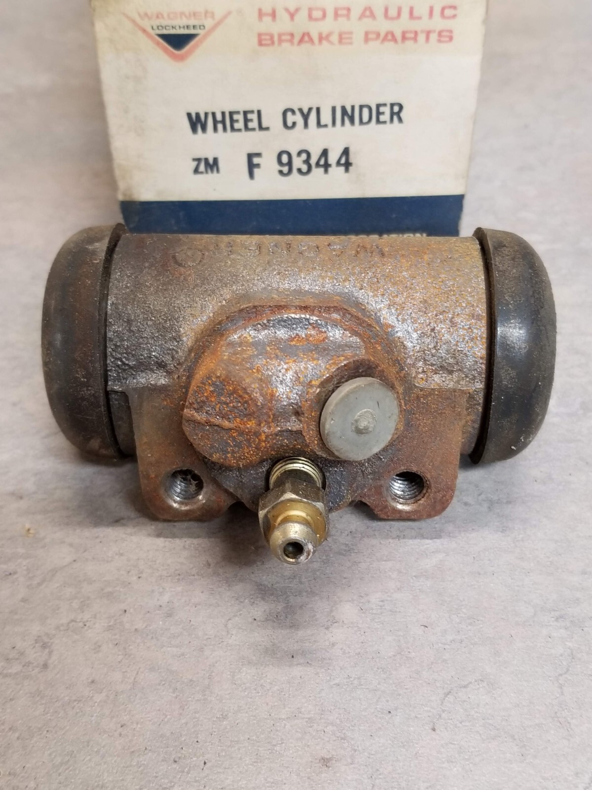 Vintage Wagner Wheel Cylinder F 9344