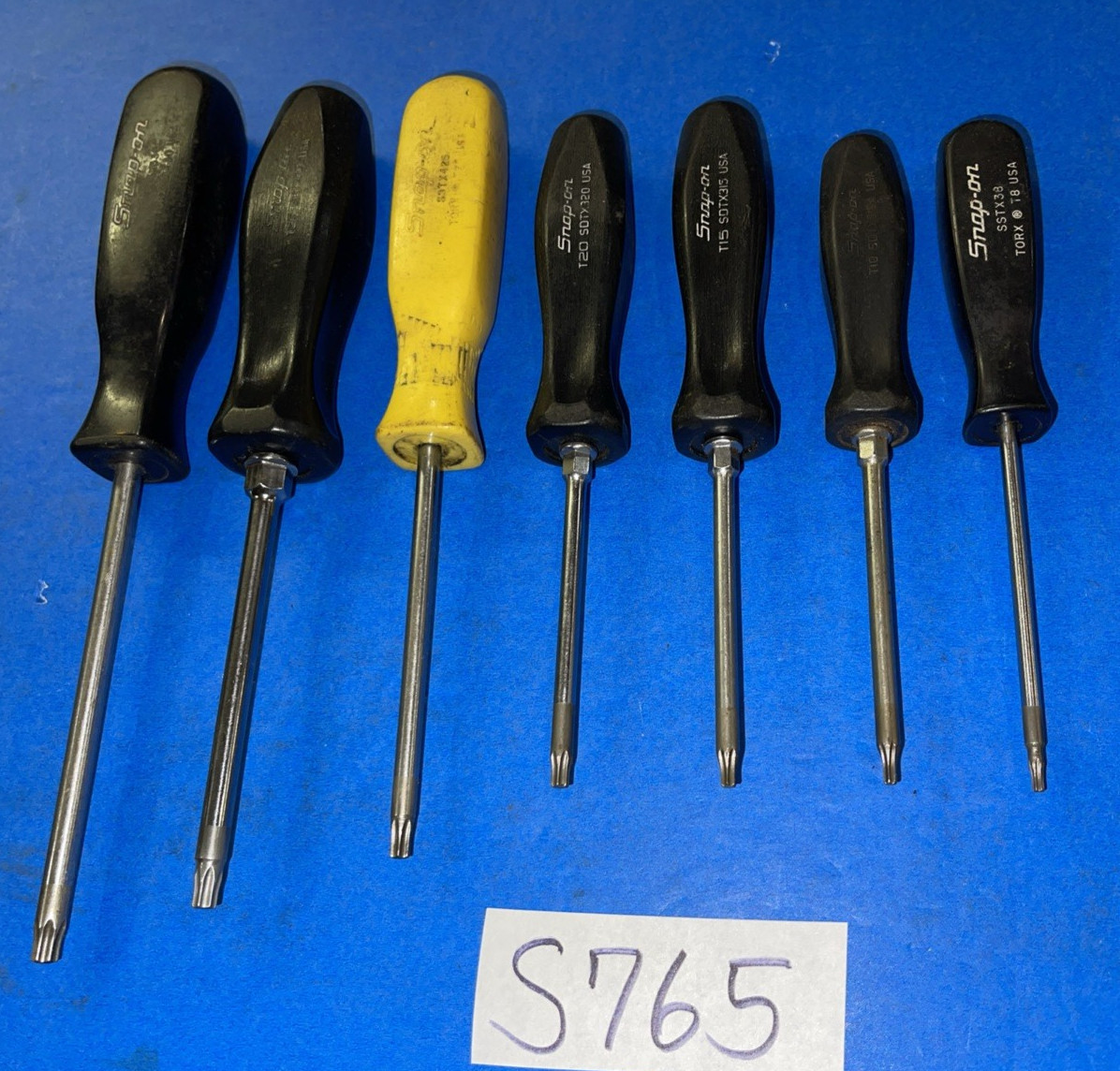 SNAP-ON TOOLS 7 PIECE TORX SCREWDRIVER SET BLACK & YELLOW HANDLE T8-T30