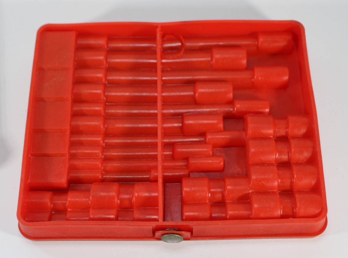 SNAP ON Tools E1020 Blue-Point Screw Extractor 26 pc. Set, Mixed w/Rigid