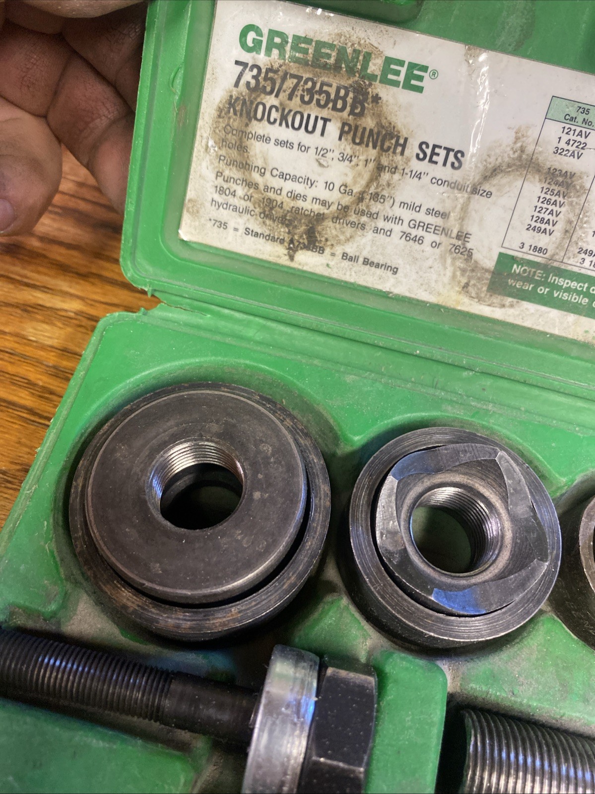 Greenlee Ball Bearing Knock Out Punch Tool Set 735BB