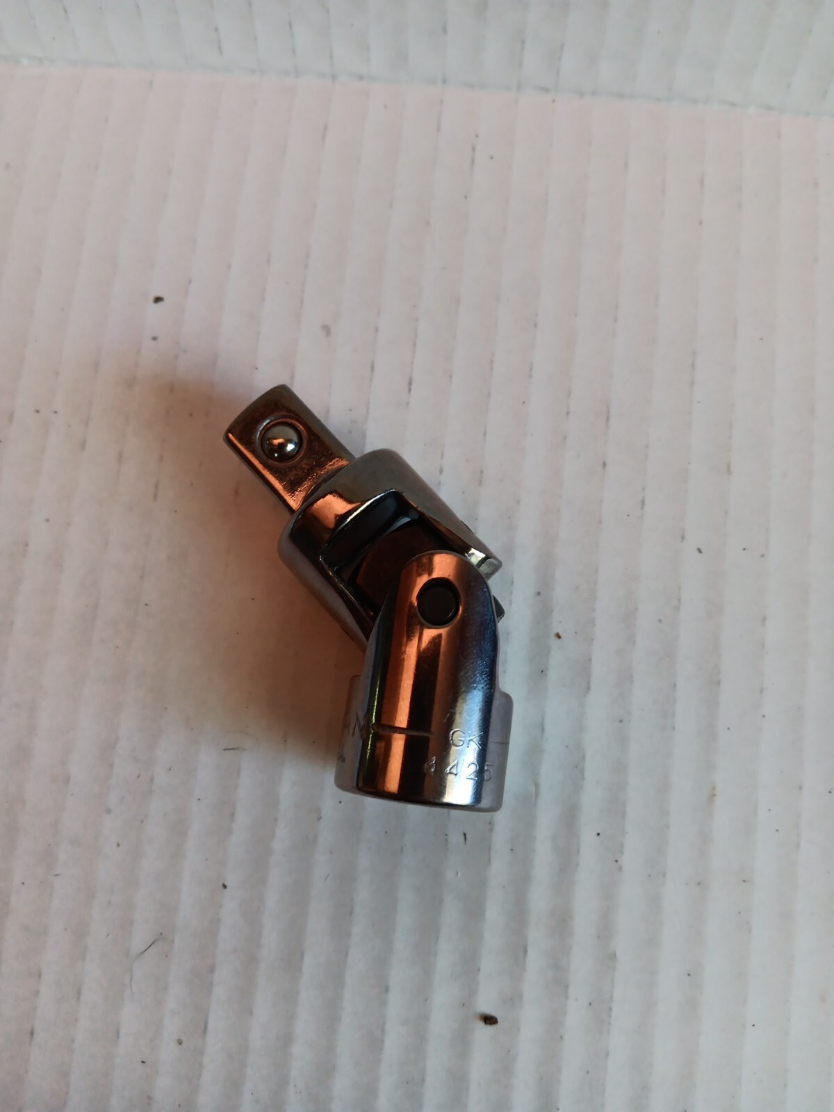 Craftsman USA Lot Of 2 -V- 4435 3/8” & GK 4425 1/2″ Universal Swivel Socket
