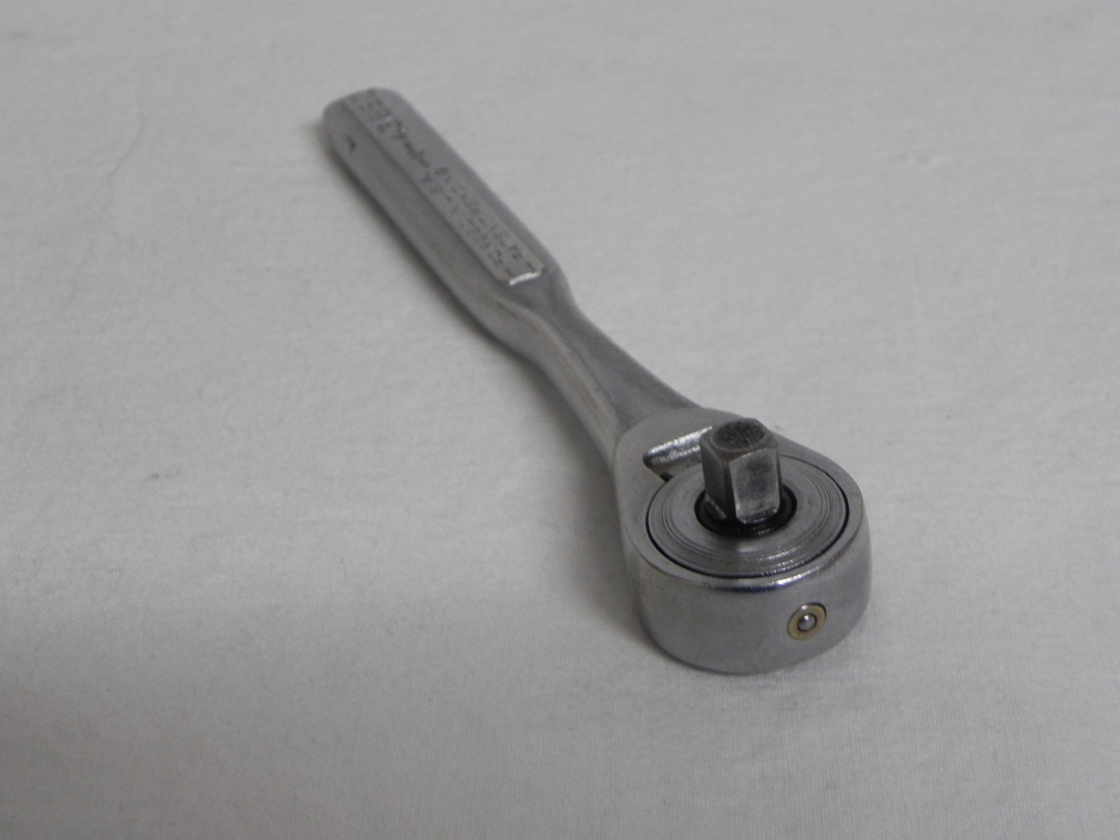 Craftsman 1/4” Drive Quick Release Ratchet V43185 USA Measuring 5-1/4» Long