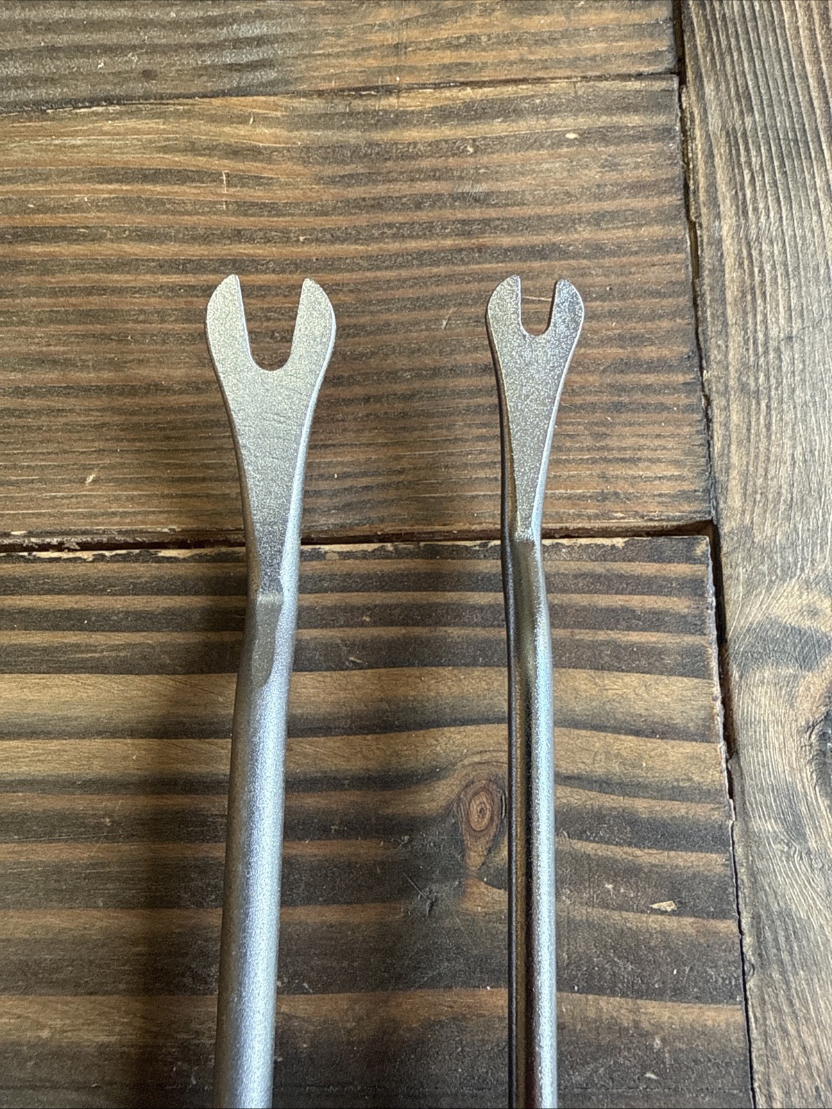 New Snap-On Soft Grip Trim Pad Tools ASG187B and ASG185B Red