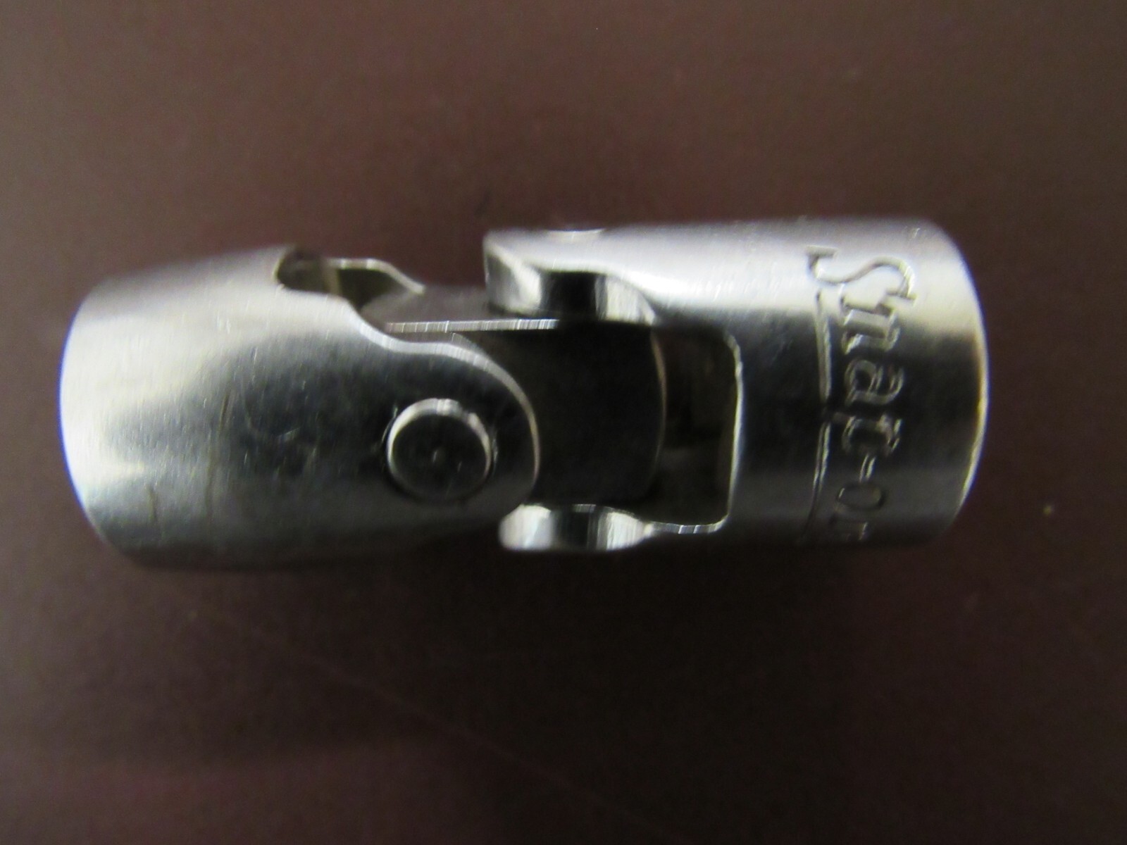 Snap-On 7/16″ with 3/8″ Dr, Swivel Socket, P#FVU-14