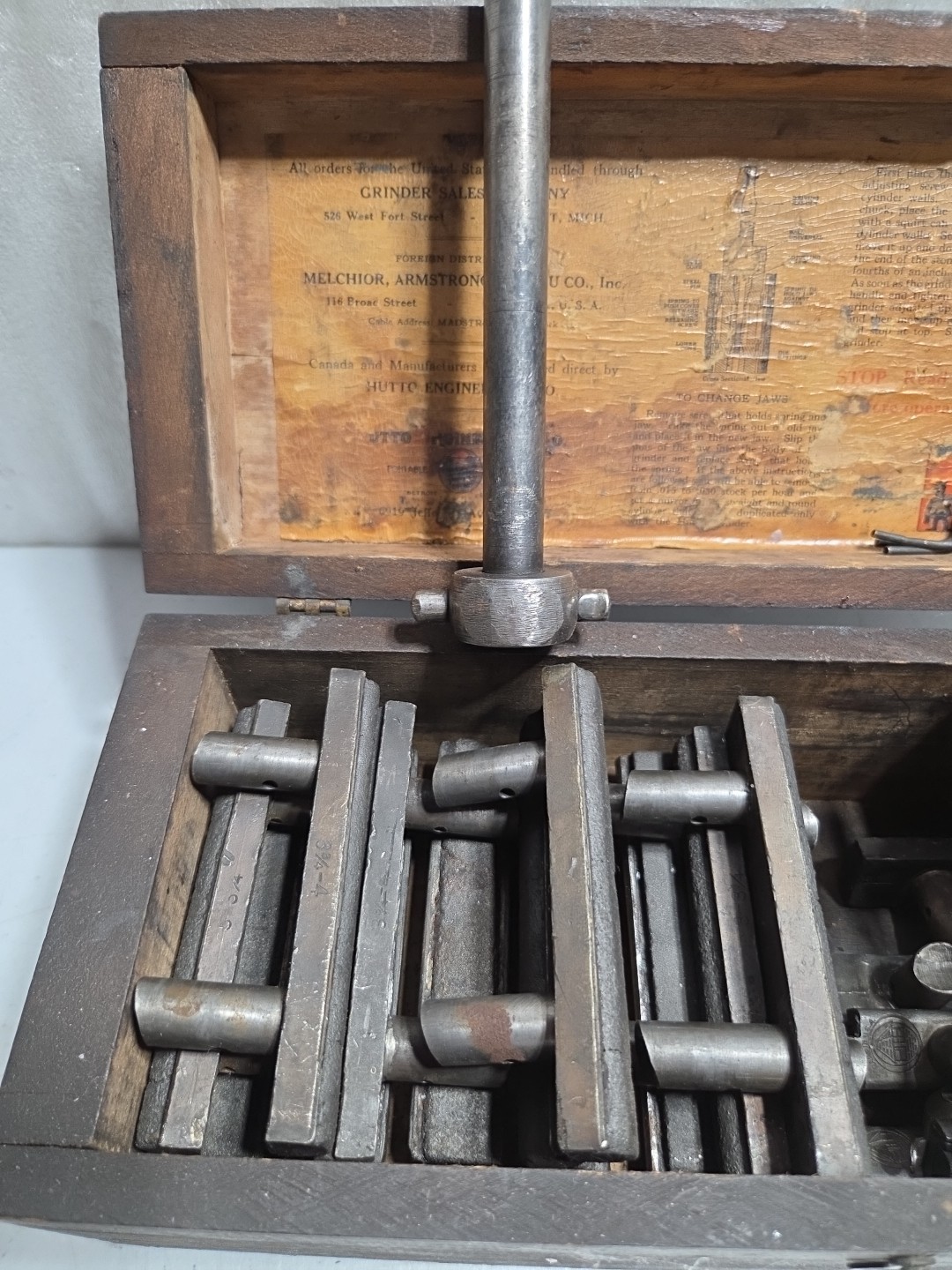 Vtg Hutto Engineering Cylinder Honing Tool Engine Hone Deglazer Tool & 21 Stones
