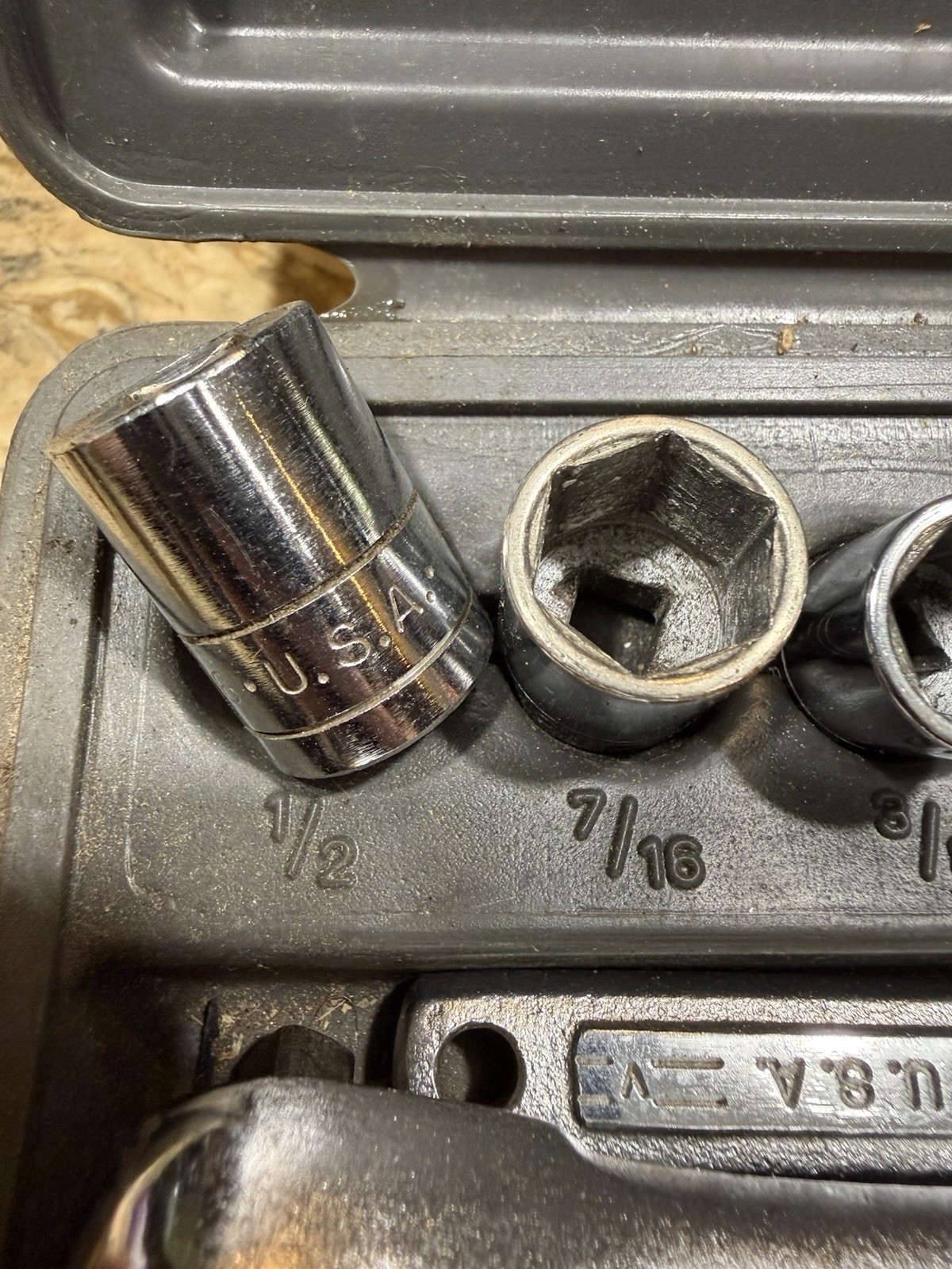 Vintage Craftsman 1/4″ Drive SAE Socket Set Made in USA 1 Socket S-K see Photos