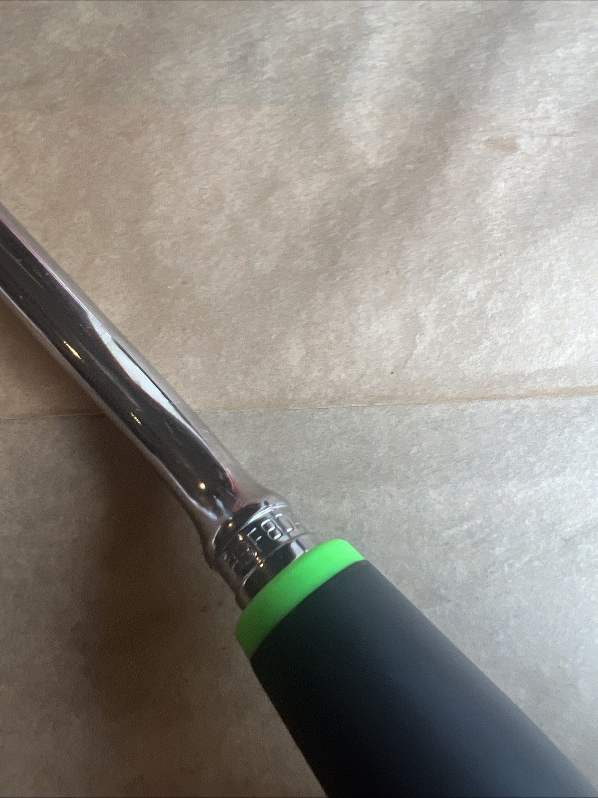 Snap-on 3/8″ Soft Grip Standard Handle Bent Flex-Head Ratchet (Green) FHBF80AG M