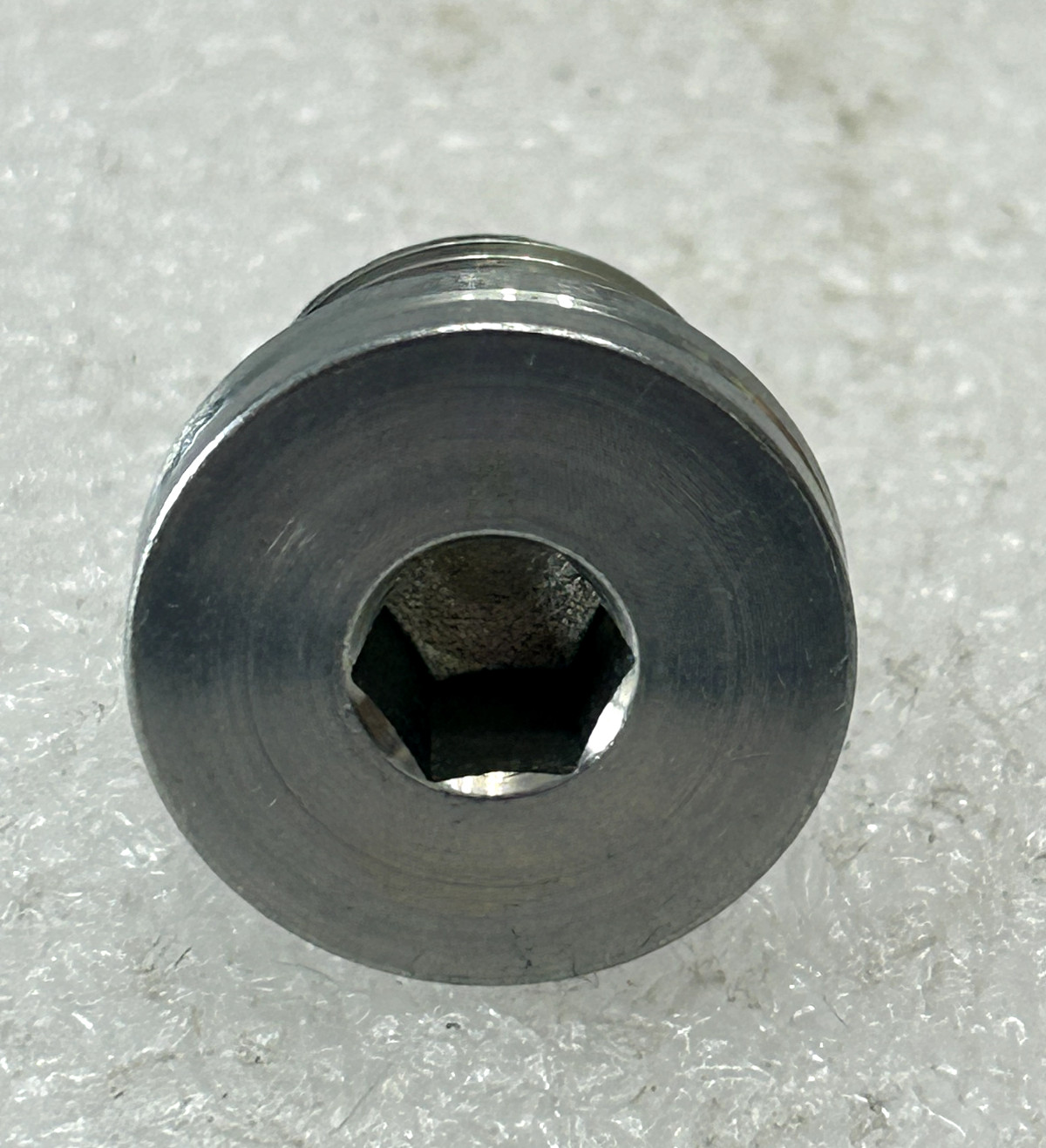 CNH 221578A1 HEX SOCKET PLUG M18 x 1.5 x 12.5 – 10PCS