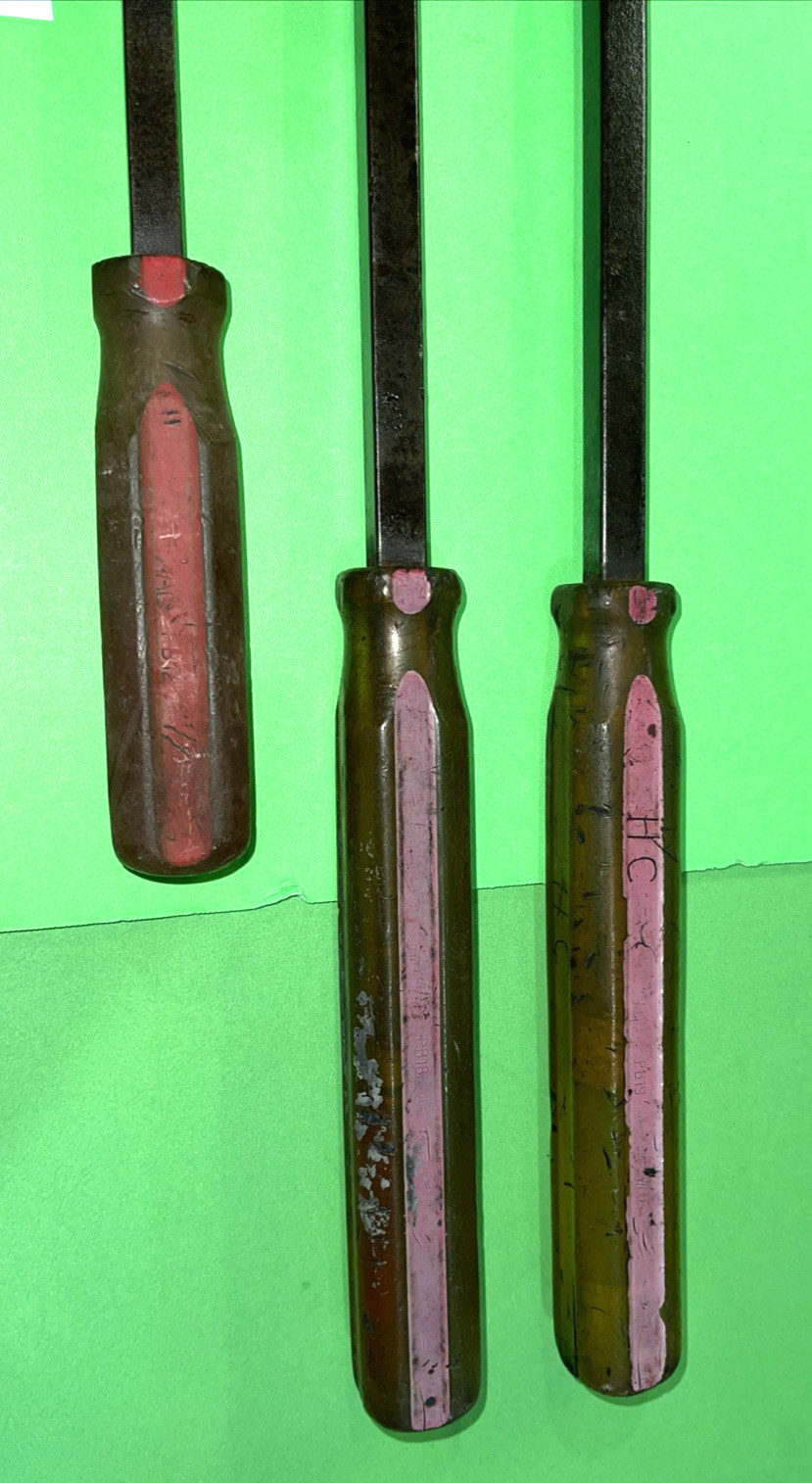 MAC TOOLS 3 PIECE PRY BARS CURVED & STRAIGHT 12 INCH, 19 INCH LENGTH