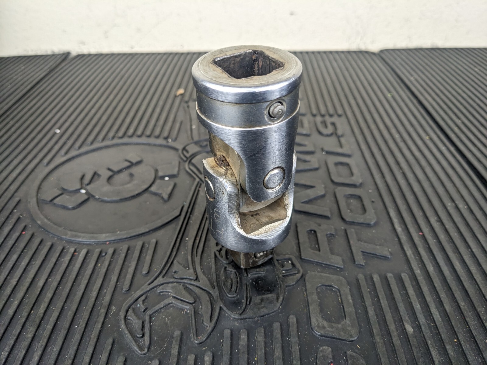 #bf495 SNAP ON 3/4″ DRIVE UNIVERSAL L82A