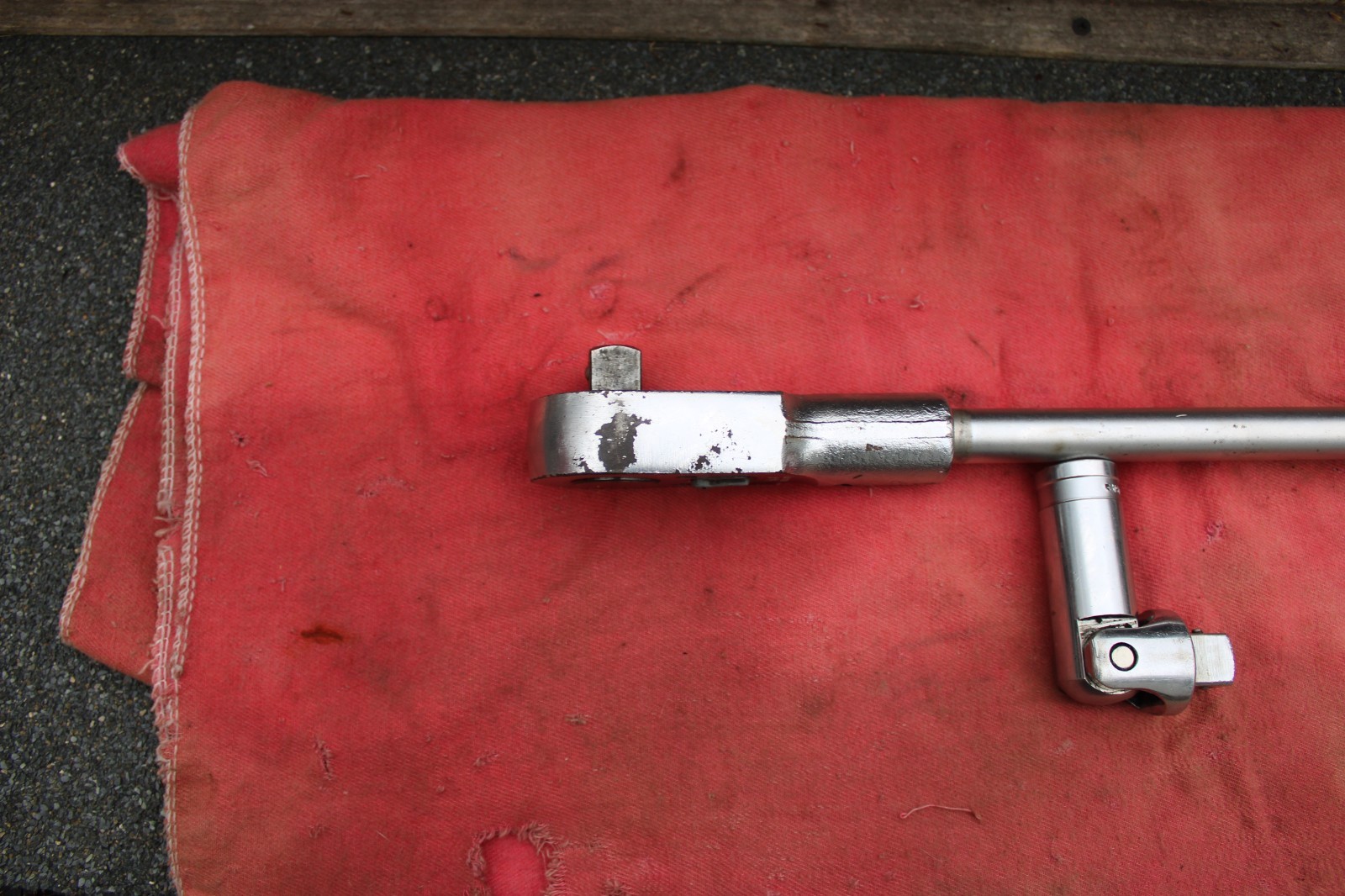 Snap on ( par-x) 3 pieces ratchet w/20″ bar and l-112e breaker bar 3/4 drive