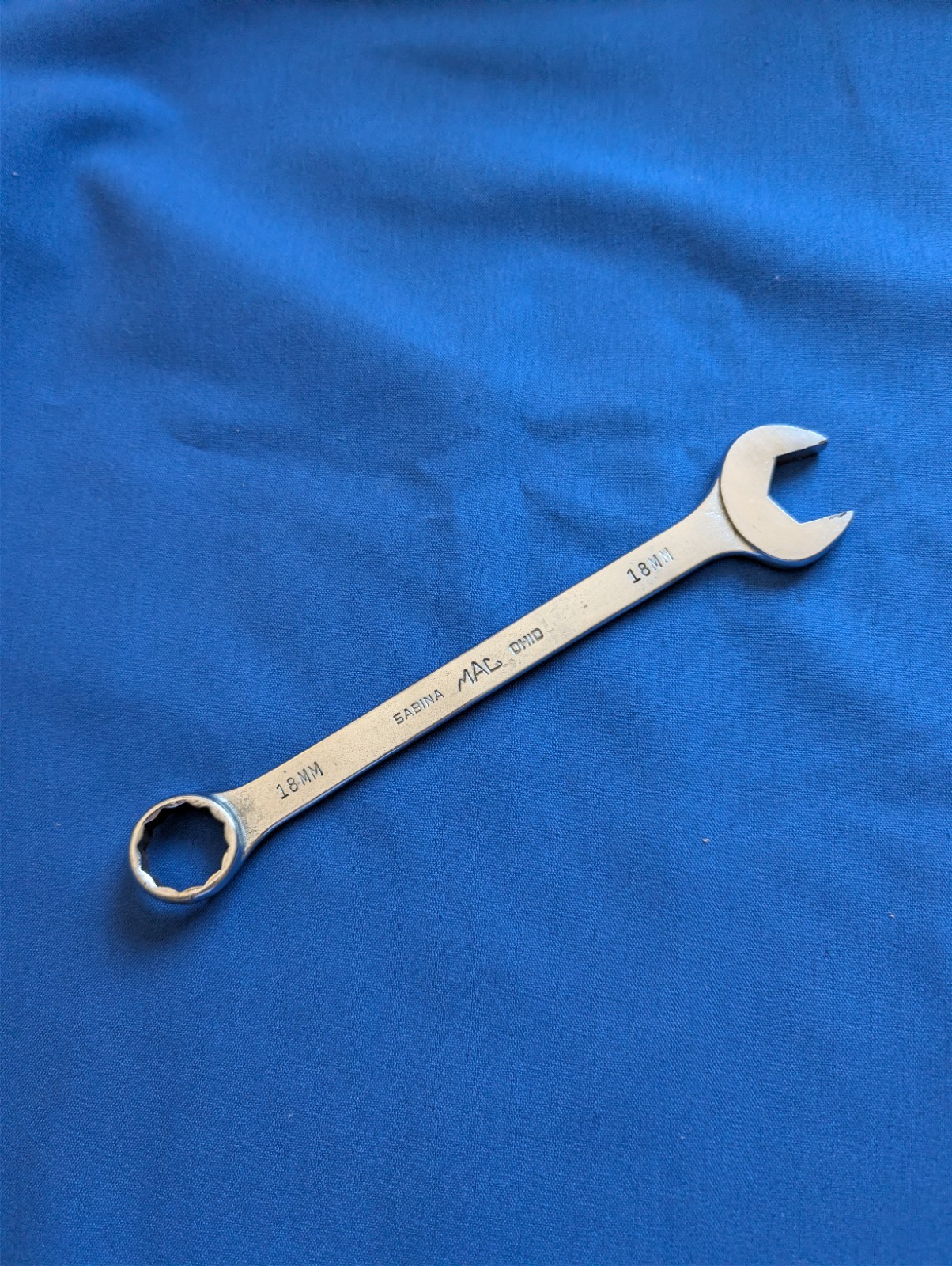 MAC Tools M18CW – 18mm Metric 12pt Combination Wrench Made in USA 8 Inches