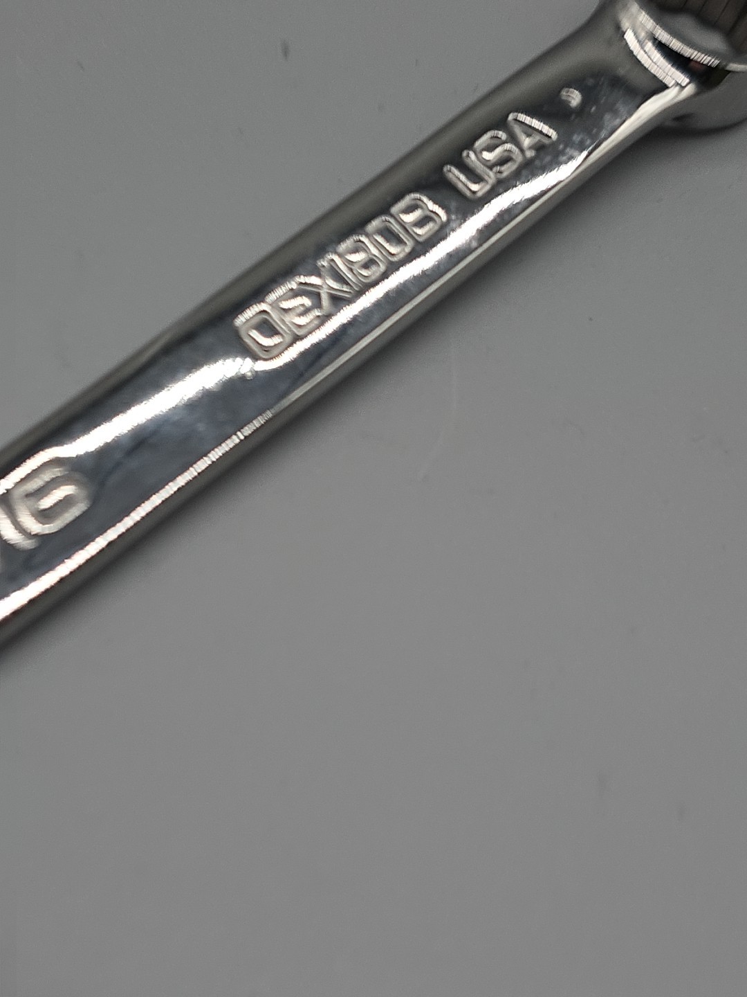 Snap-on Tools OEX180B 9/16″ 12-Point SAE Flank Drive Short Combination Wrench