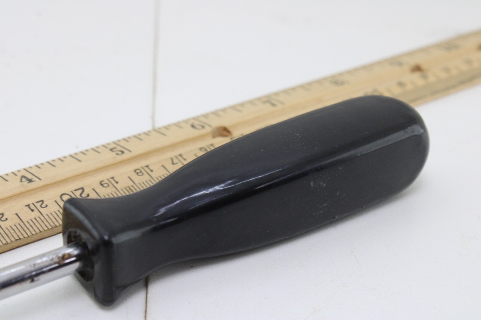 Unbranded #1 4″ Long Hard Black Handle Philips Screwdriver