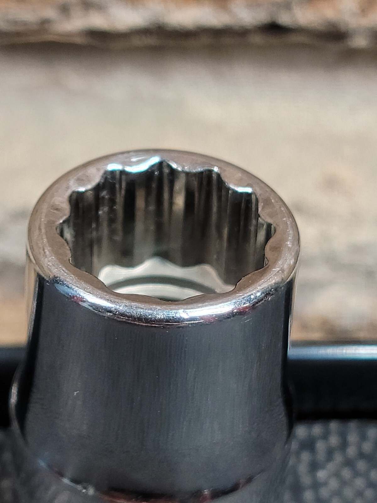 Snap-on Tools SWM141A 14mm 1/2″ Drive Metric 12-Point Shallow Socket Chrome USA