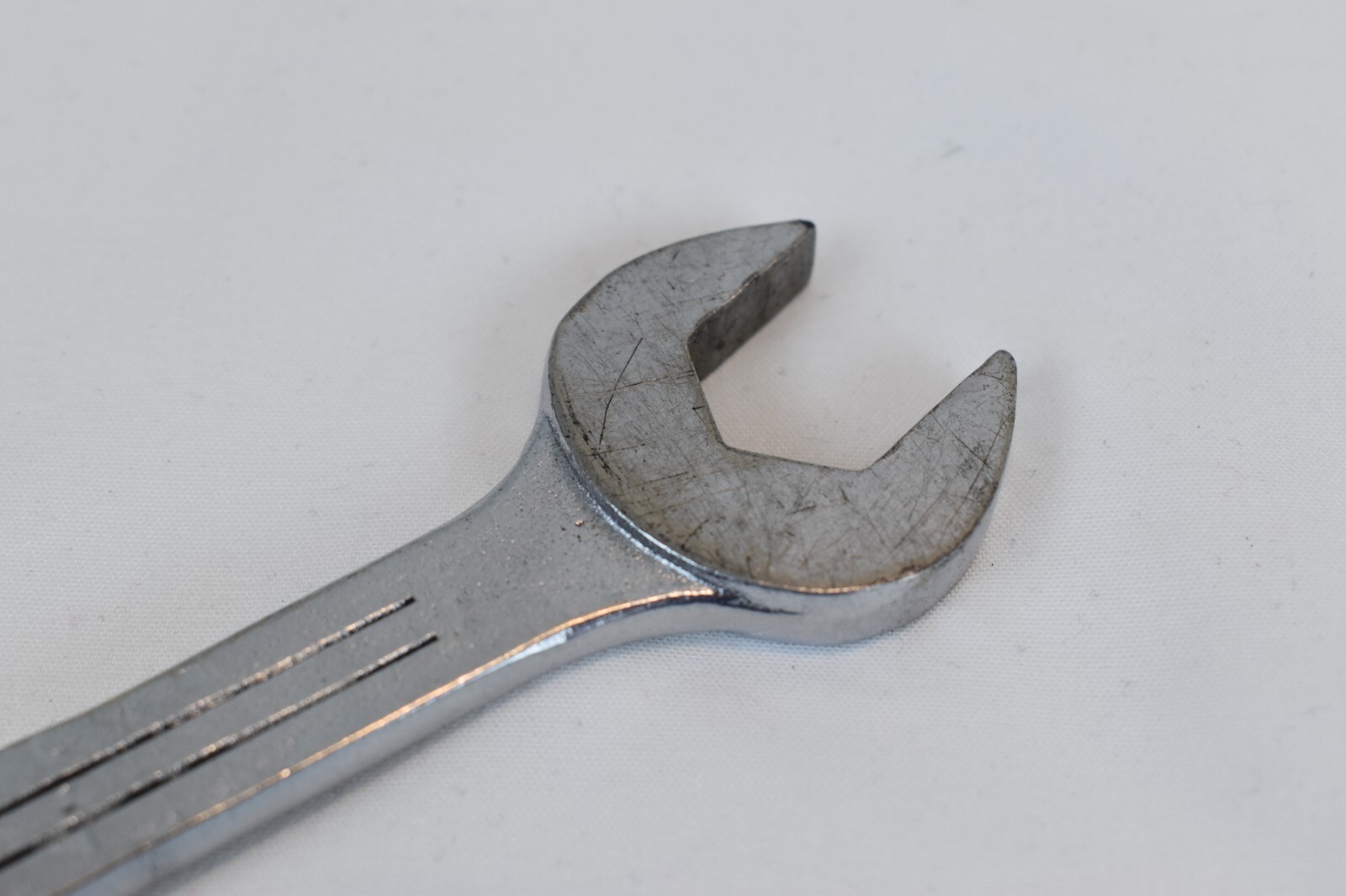 Mac Tools USA CH20 5/8″ SAE Combination Wrench 6 point Chrome Finish
