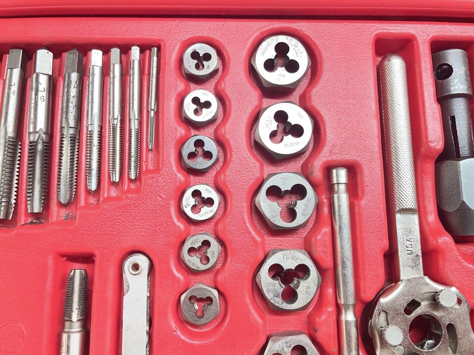 Mac Tools 76-Piece SAE Metric Tap & Die Set – USA Made