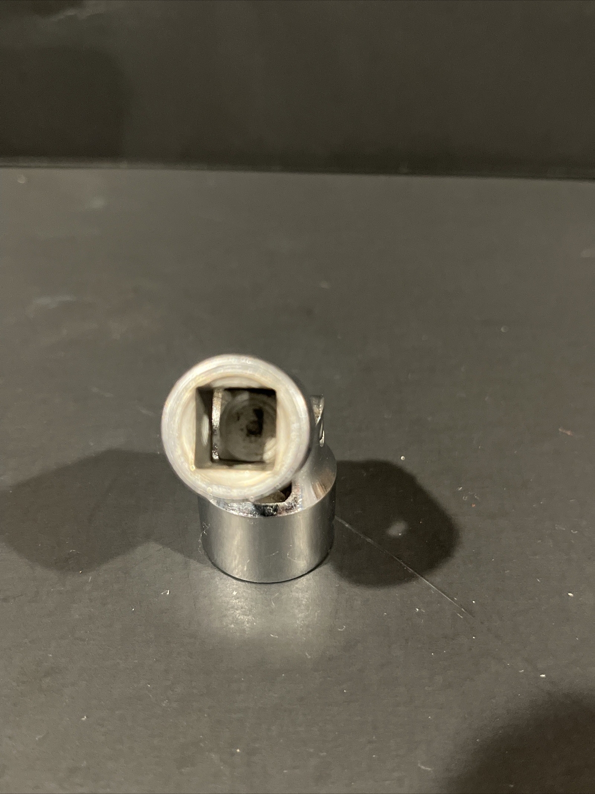 Snap On Tool FVU20 5/8″ Flank Drive Shallow Universal Socket 3/8″ Drive 12 Point