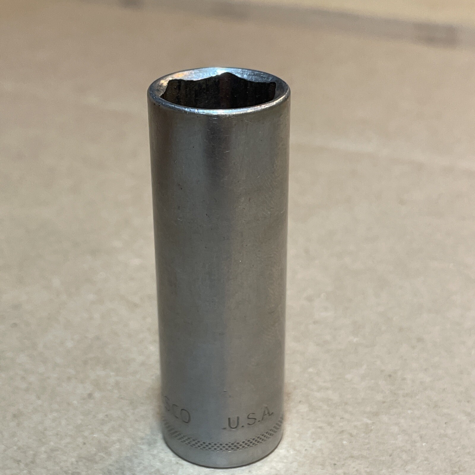 Easco USA 3/8″ Drive Deep 5/8″ Chrome 6 Point Made in the USA Socket 52 1220