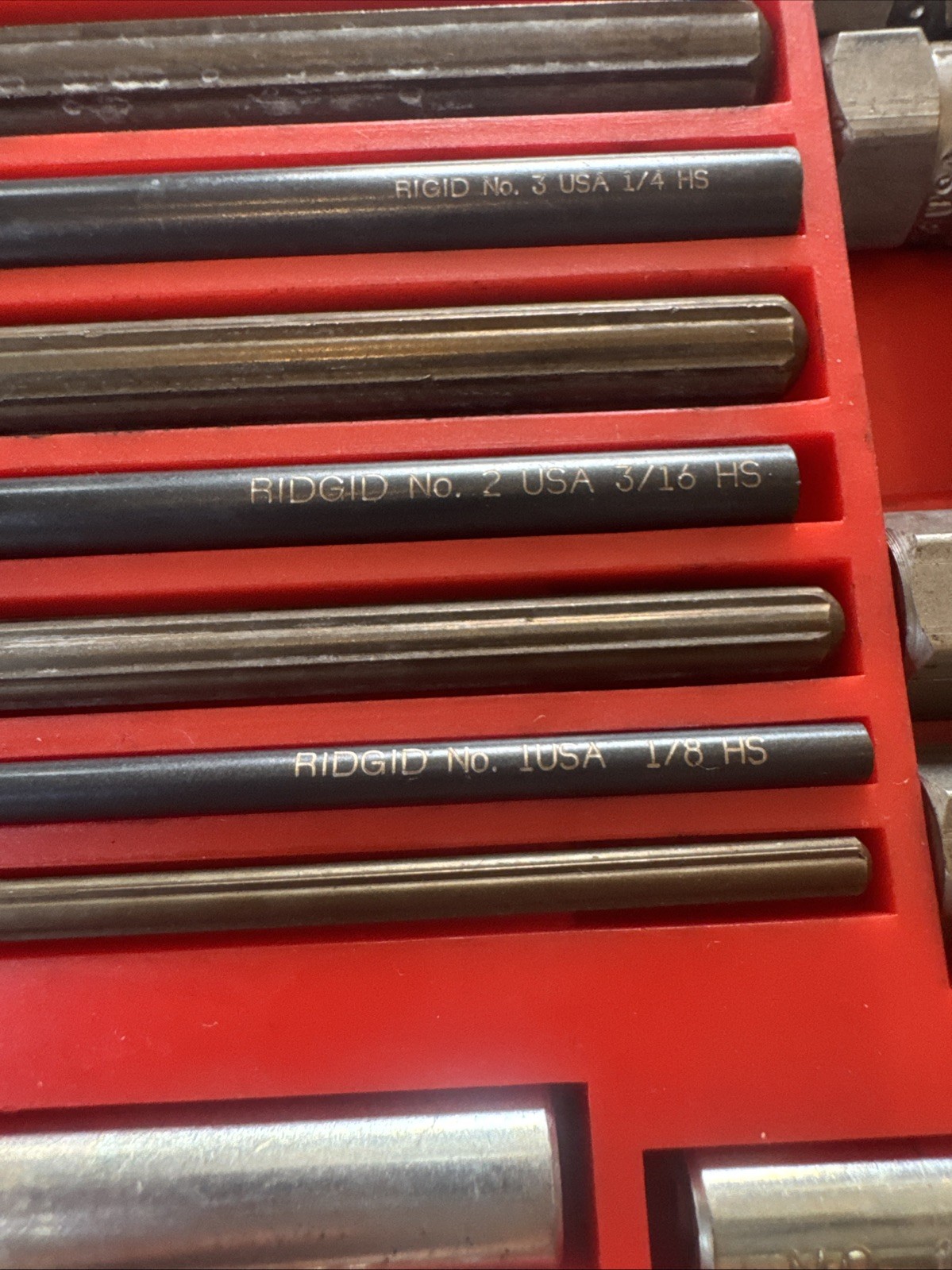 Vintage Blue Point Snap-On Screw Extractor Set No. E-1020 Complete in Case