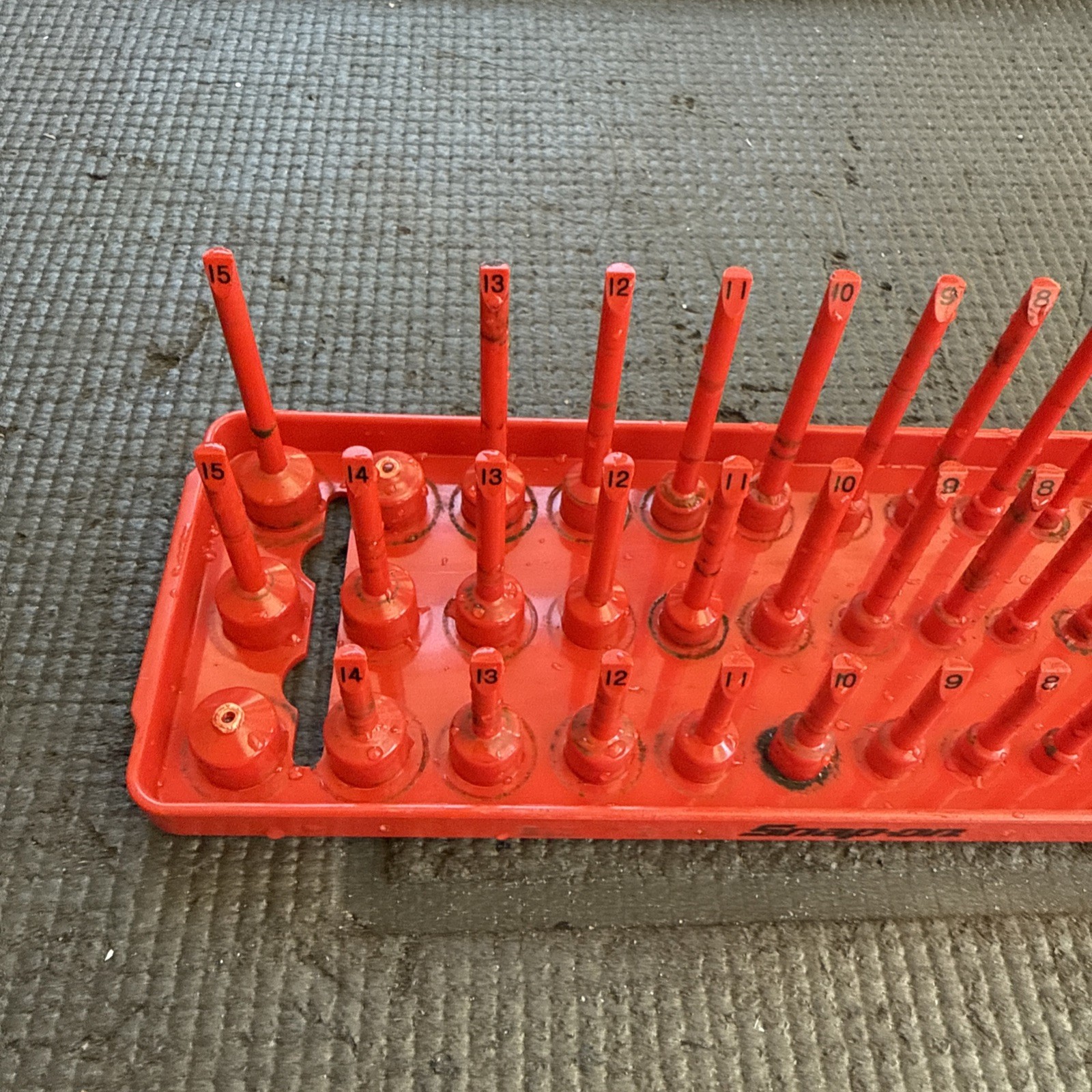Snap On ka143metrd 1/4″ metric post 3 row socket tray red Broken Piece