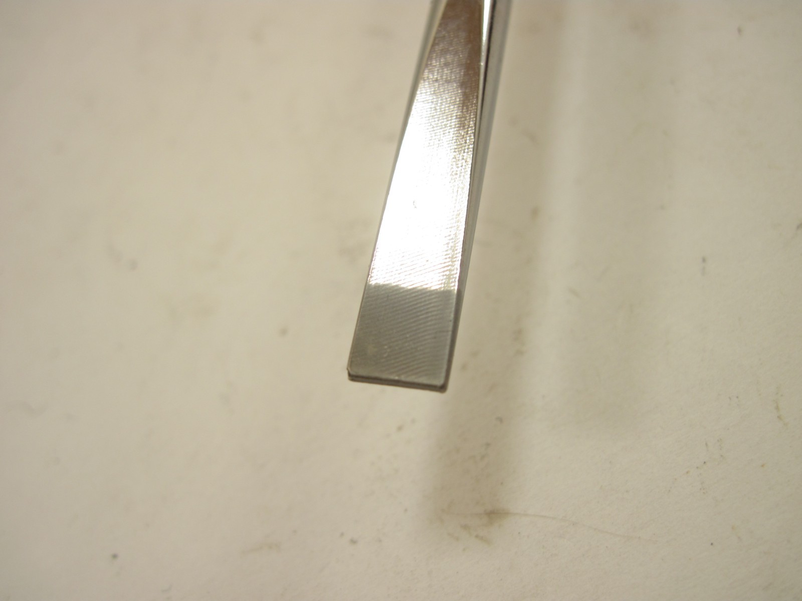 Snap On 16″ Long 7/32″ Slotted Titanium Gray Screwdriver SGD4120B MINT