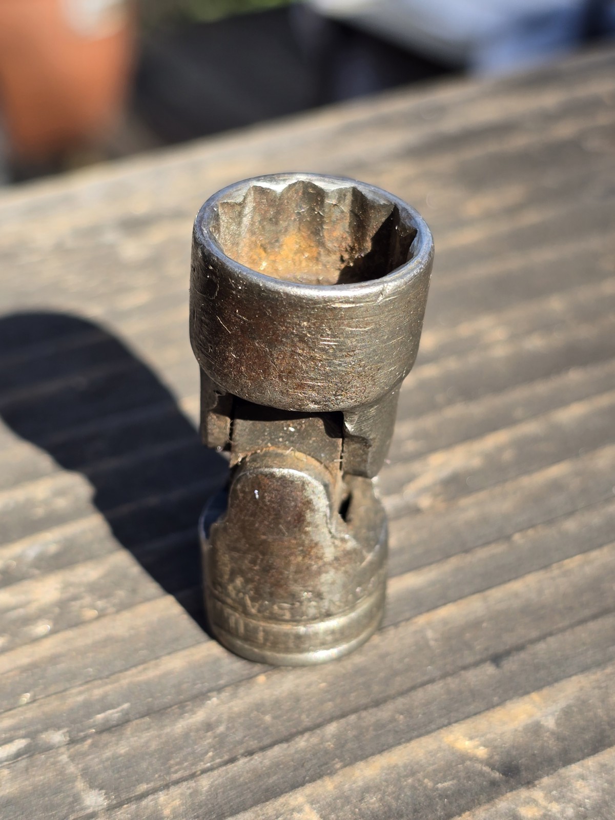 Snap On Tool F-18 9/16″Socket 12-Point Swivel/flex Standard 3/8″ Drive Vintage
