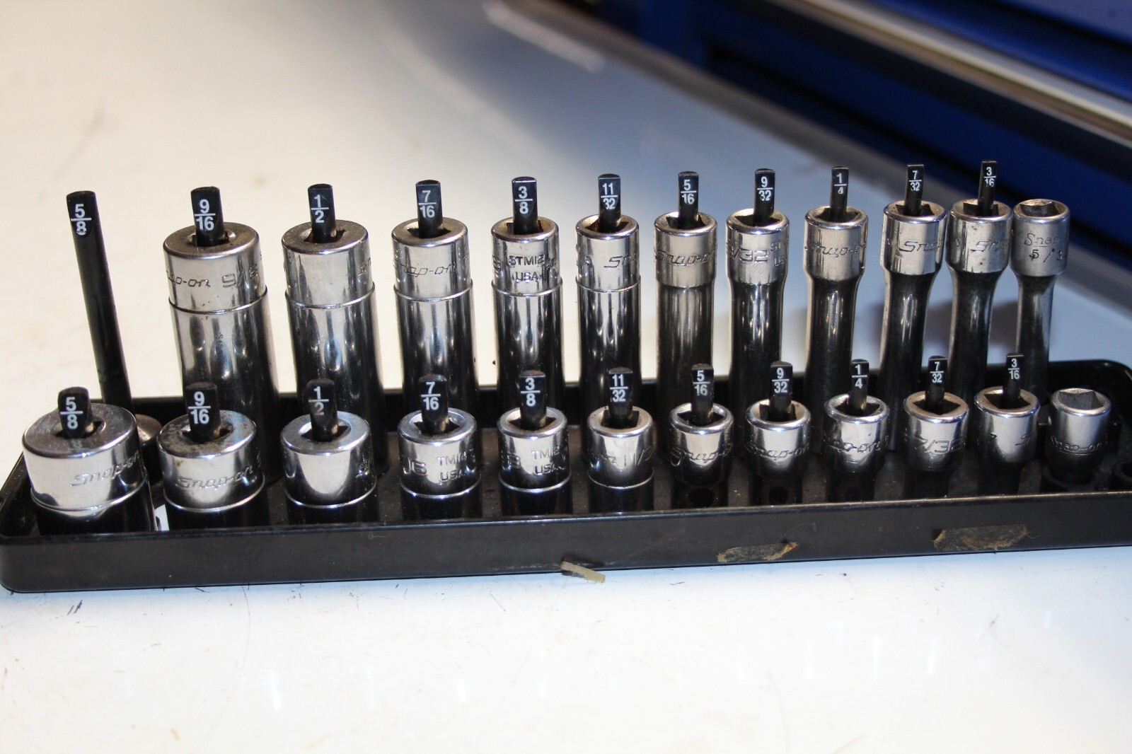 SNAP-ON TOOLS 23 pc 1/4″ Drive 6-Point SAE Shallow / Deep Socket Set USA