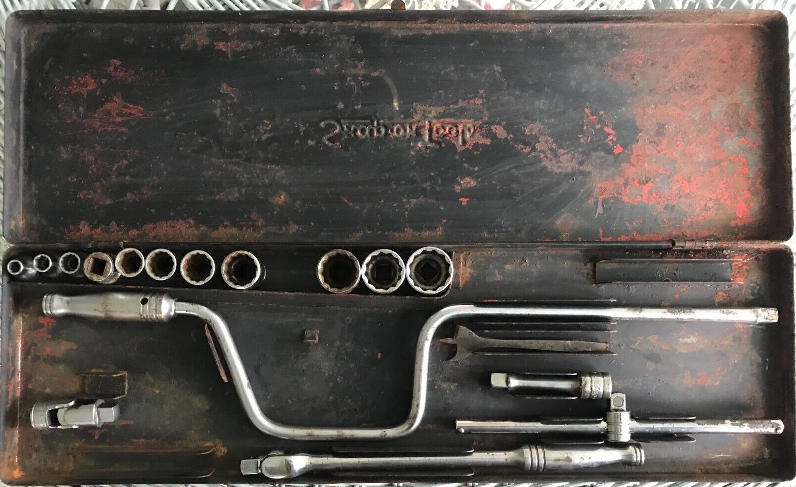 Vintage 1956 KR-281 Snap-On Tools Socket Set 3/8″ Drive Red Metal Box 16 PIECES