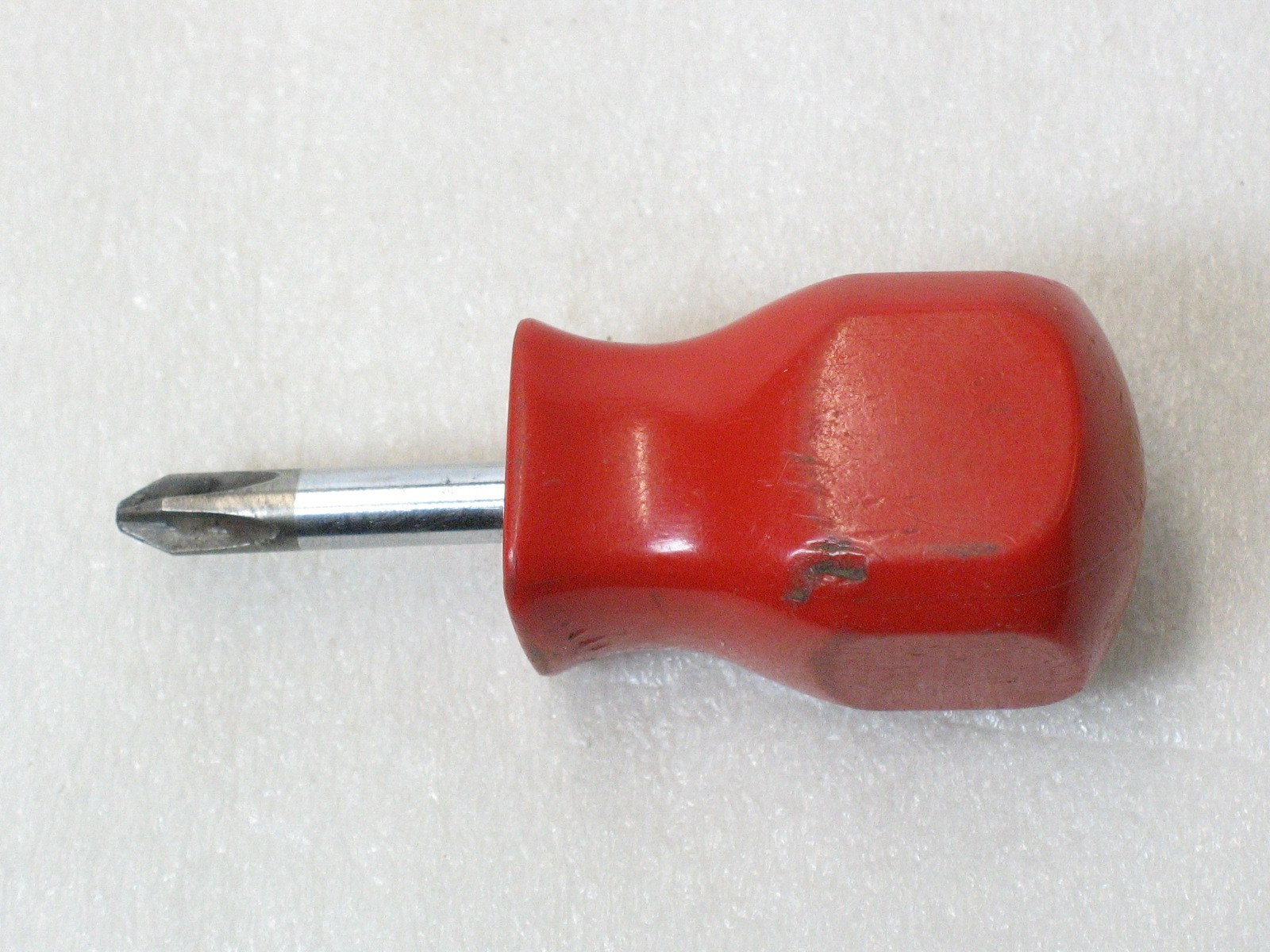 Mac Tools #2 Phillips Head Stubby Screwdriver P212XA
