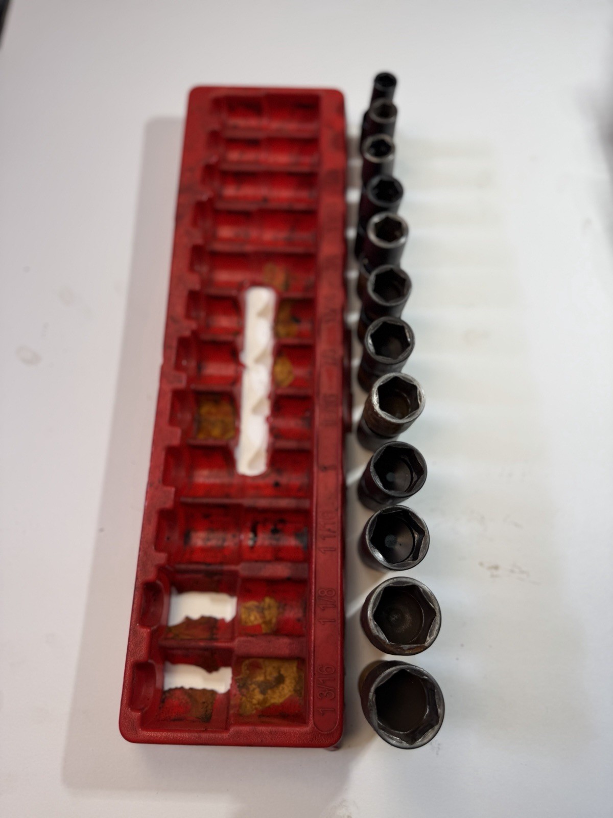 Snap On 12 Piece SAE 1/2” Shallow Swivel Impact Socket Set