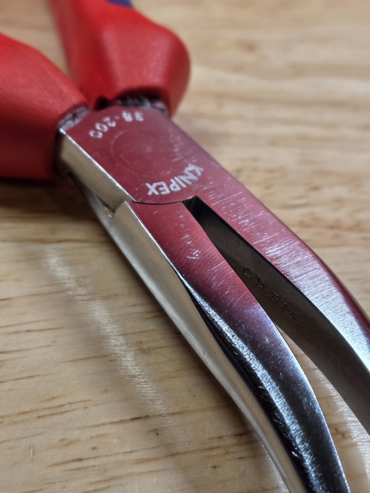 KNIPEX 38 35 200 NICE 8″ Long Nose Mechanic S-Shaped Pliers