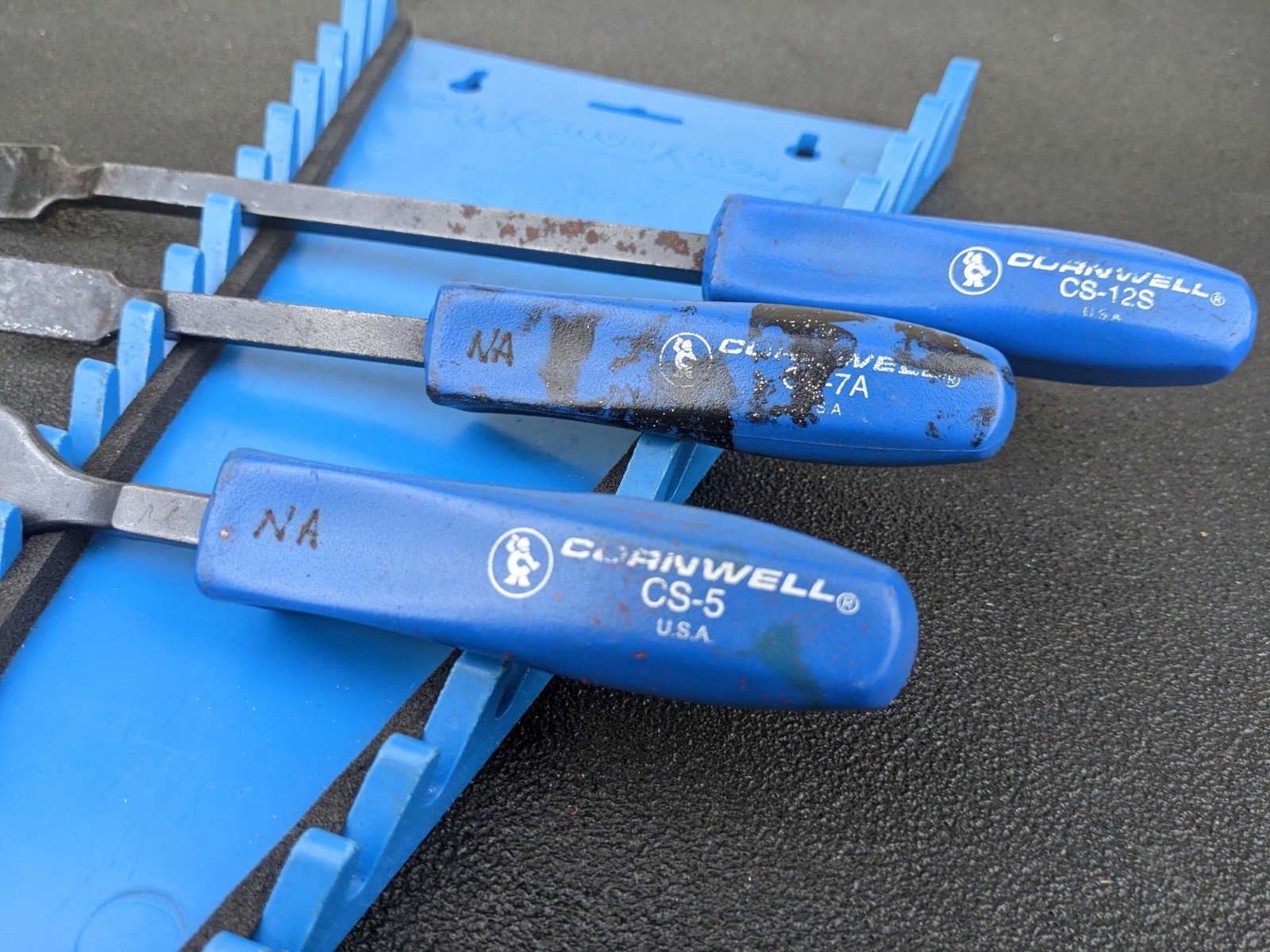 #bn963 Cornwell Tools USA CS Classic Blue Hard Handle Carbon Scraper Set